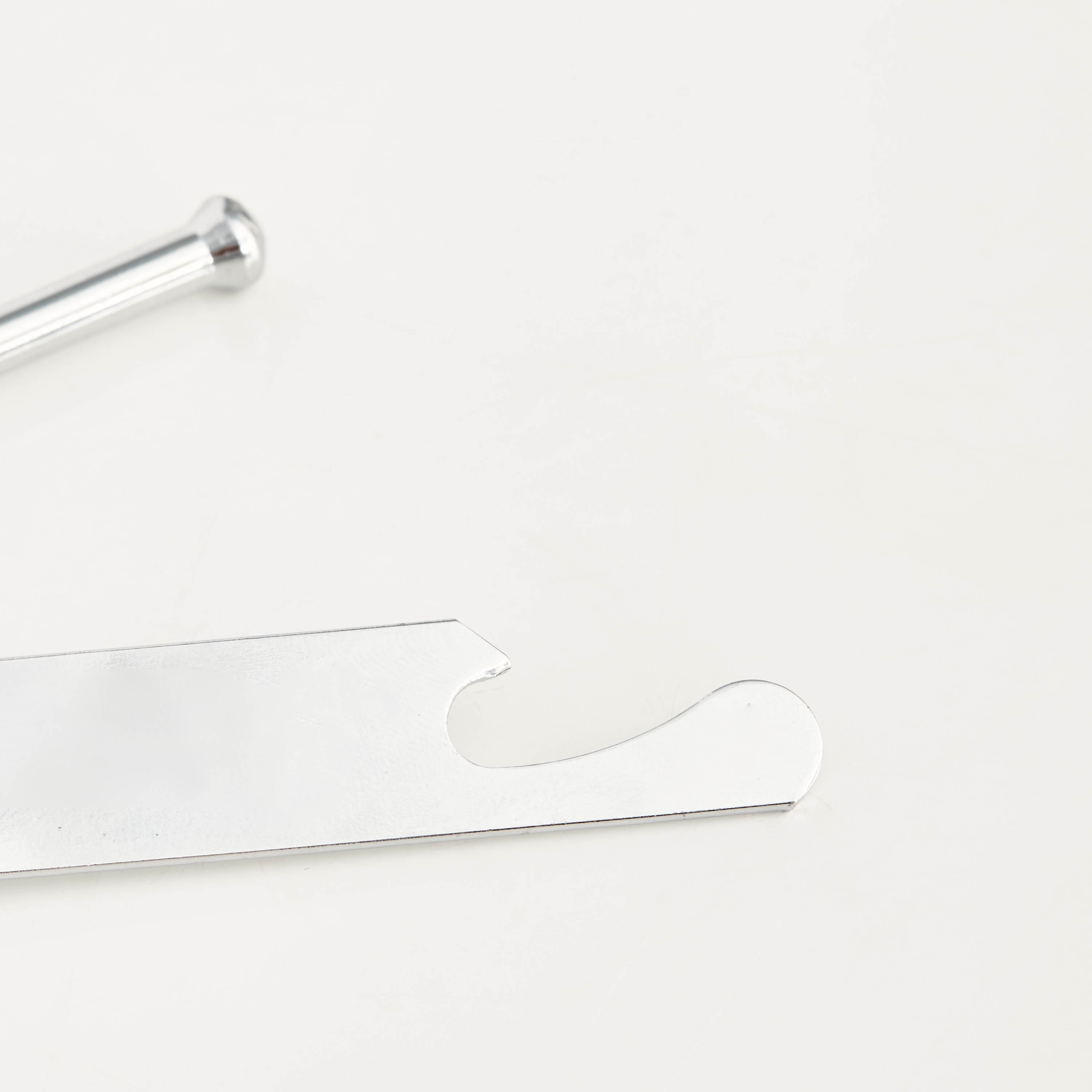 Eiric Can Opener-hbxkitchen-kitchenware-kitchenaccessories-image-4