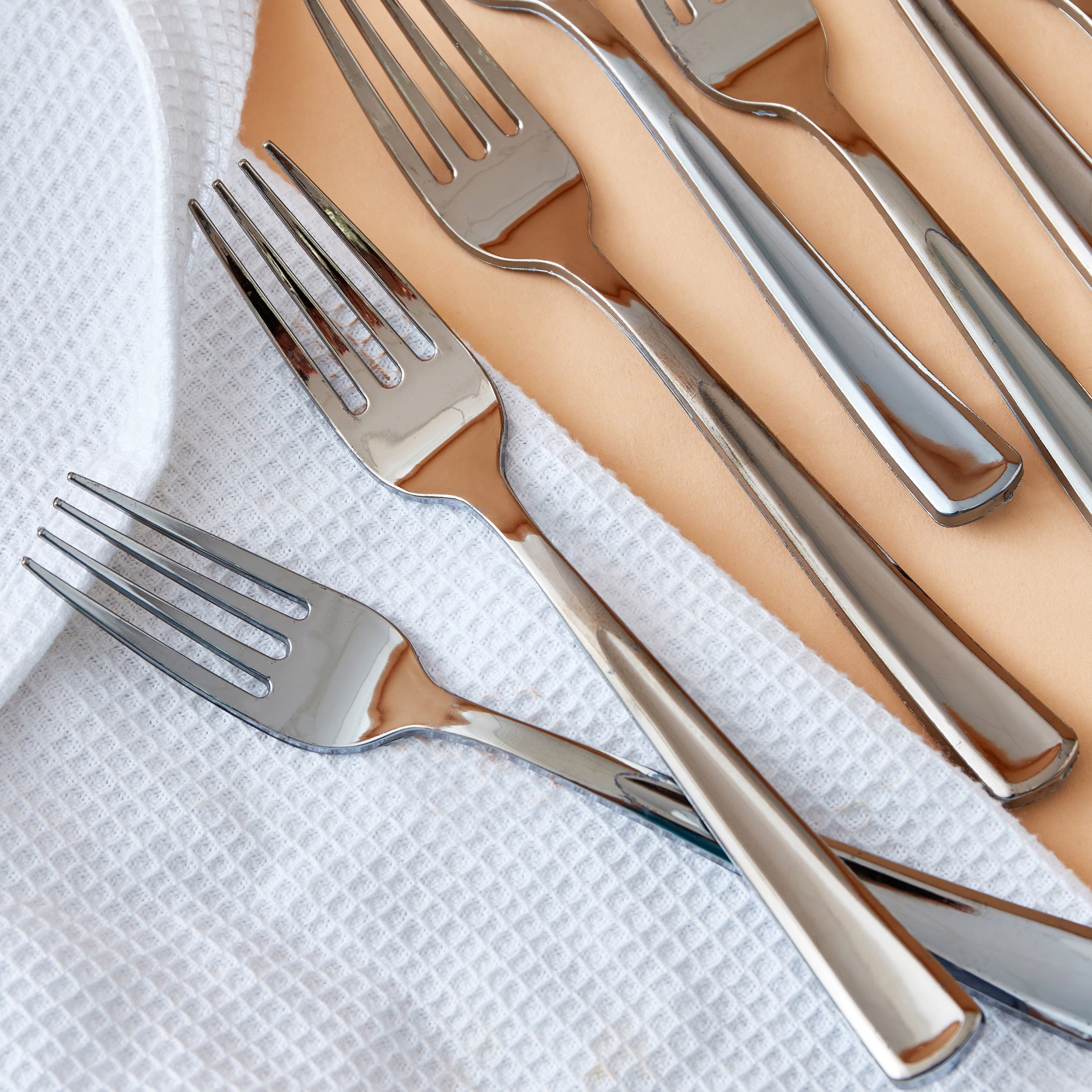 طقم شوك بلاستيك  - طقم من 12 قطعة-hbxhomeware-hbxkitchen-image-2
