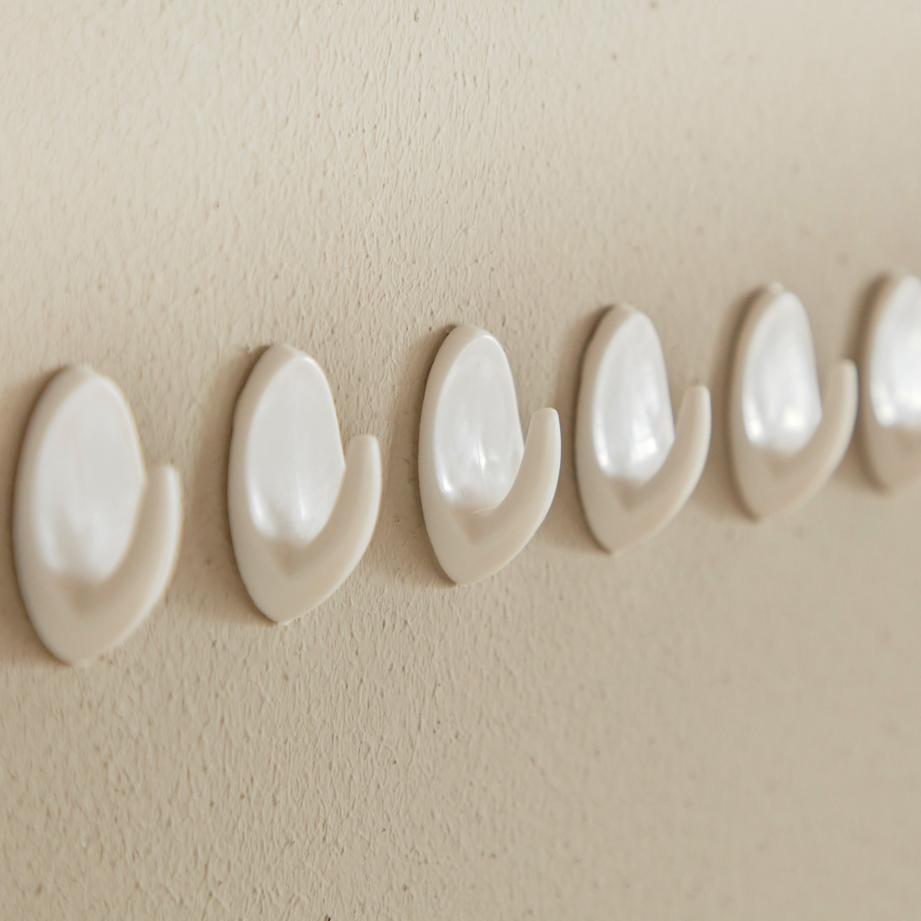 Self Adhesive Hook - Set of 8-PROMO_HB_AE_B1G1_250925-image-3