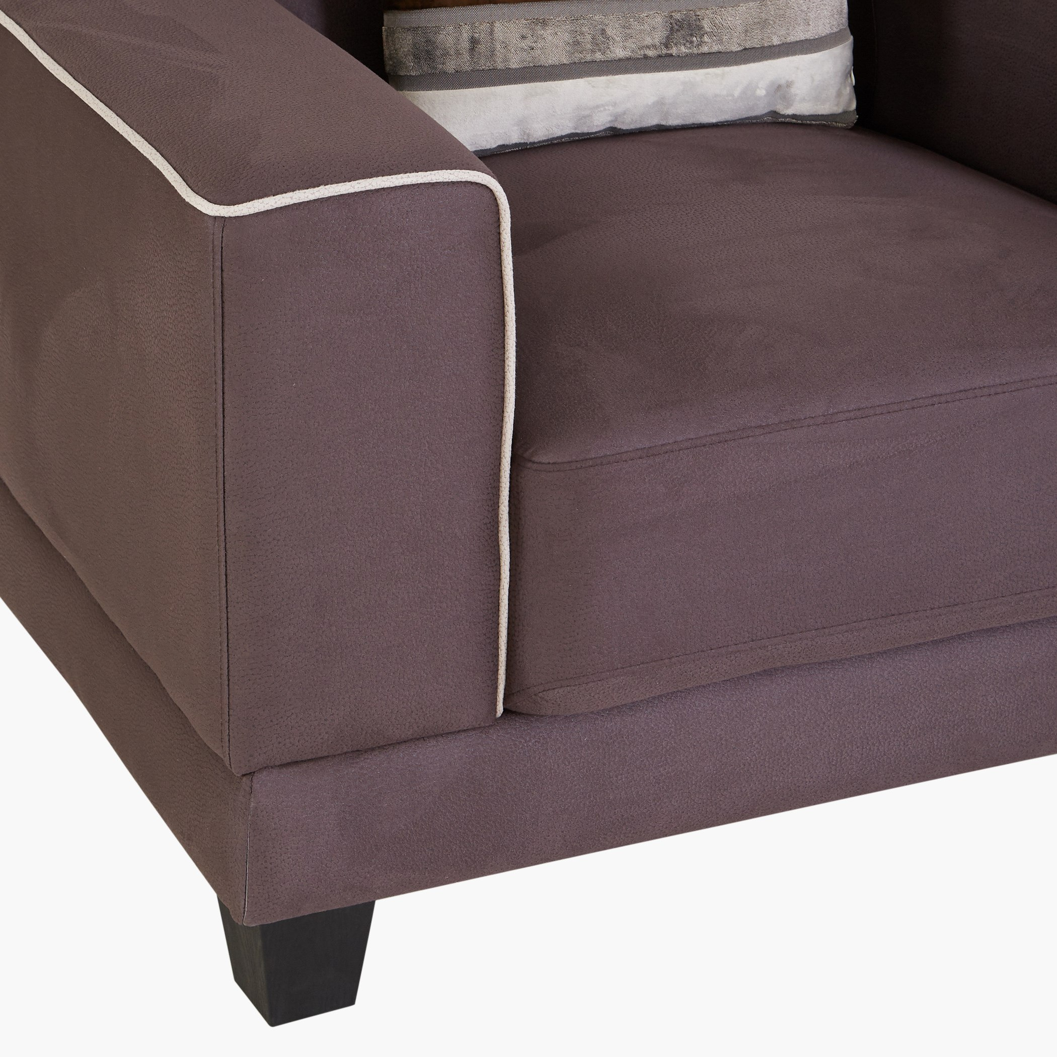كرسي بمساند ذراعين ومقعد فردي ووسادة من كامرون-hbxlivingroom-sofasandarmchairs-sofas-image-3