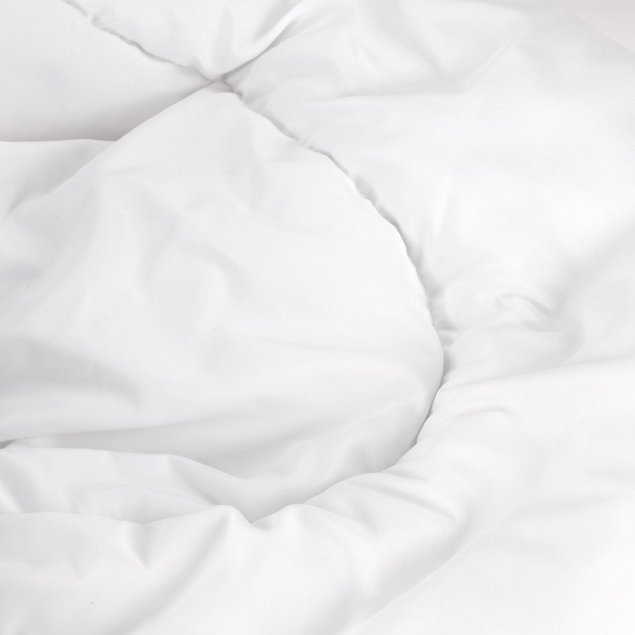 لحاف كبير هيلتون 240x220سم-hbxdecorandfurnishings-bedding-duvetsandpillows-image-2