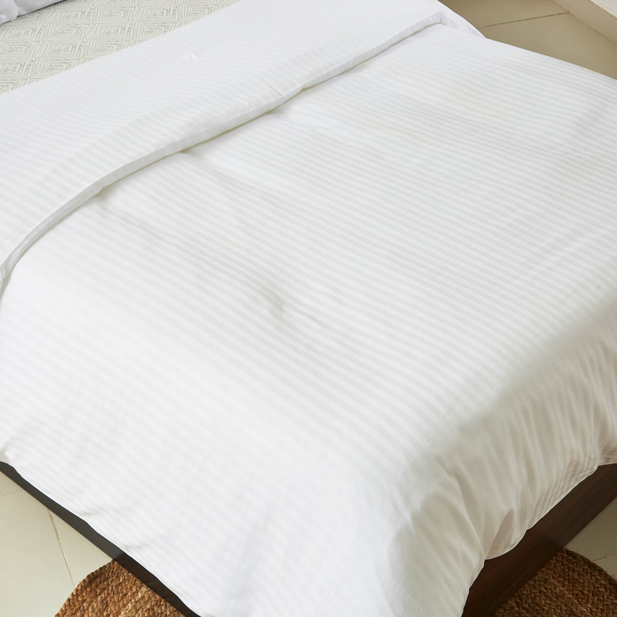 طقم غطاء لحاف 3 قطع من هاميلتون - 220x220 سم-hbxhomeware-hbxdecorandfurnishings-image-4