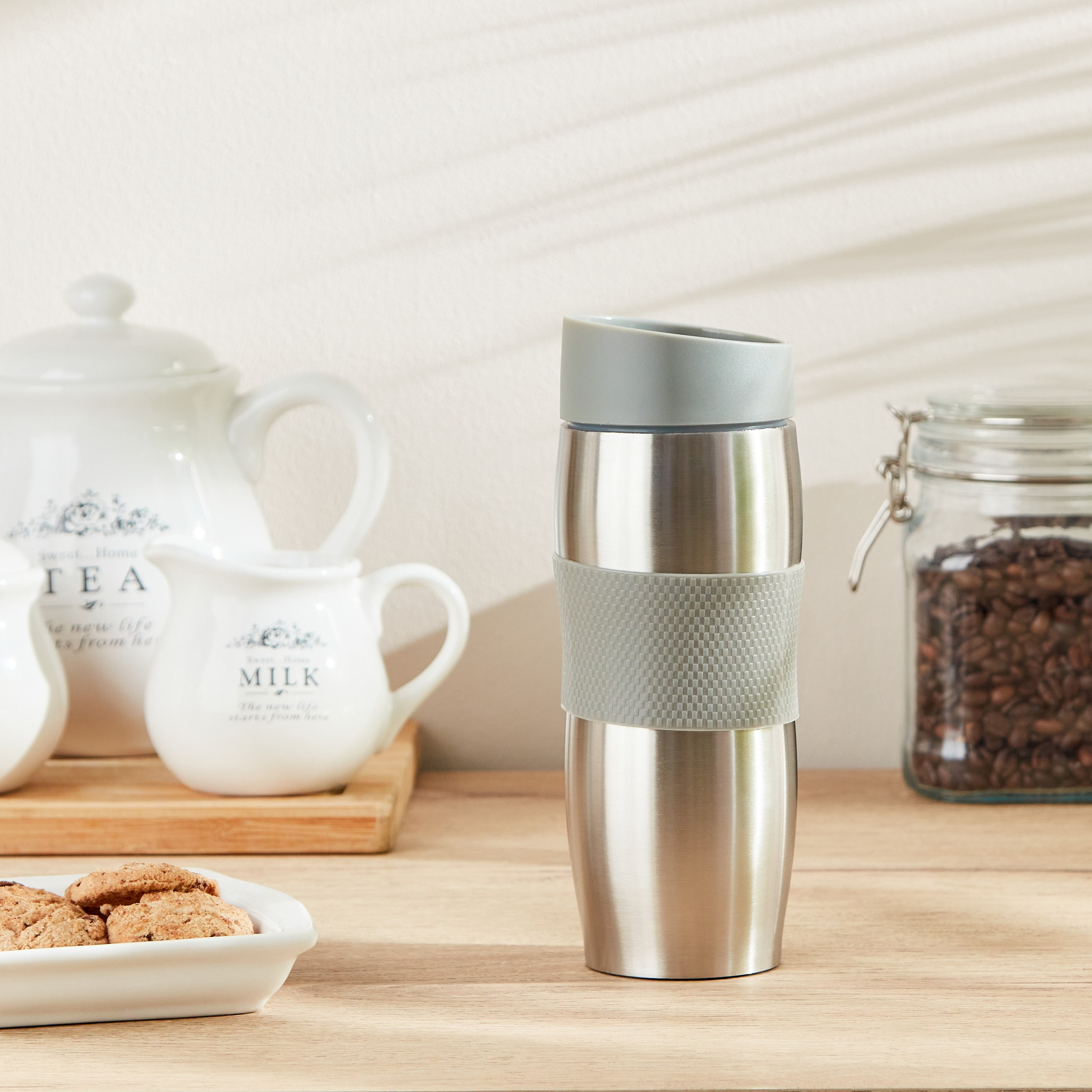 قدح سفر مفرغ من الهواء بتصميم سادة - 380 مل-hbxhomeware-diningandtabletop-coffeeandteasets-image-5