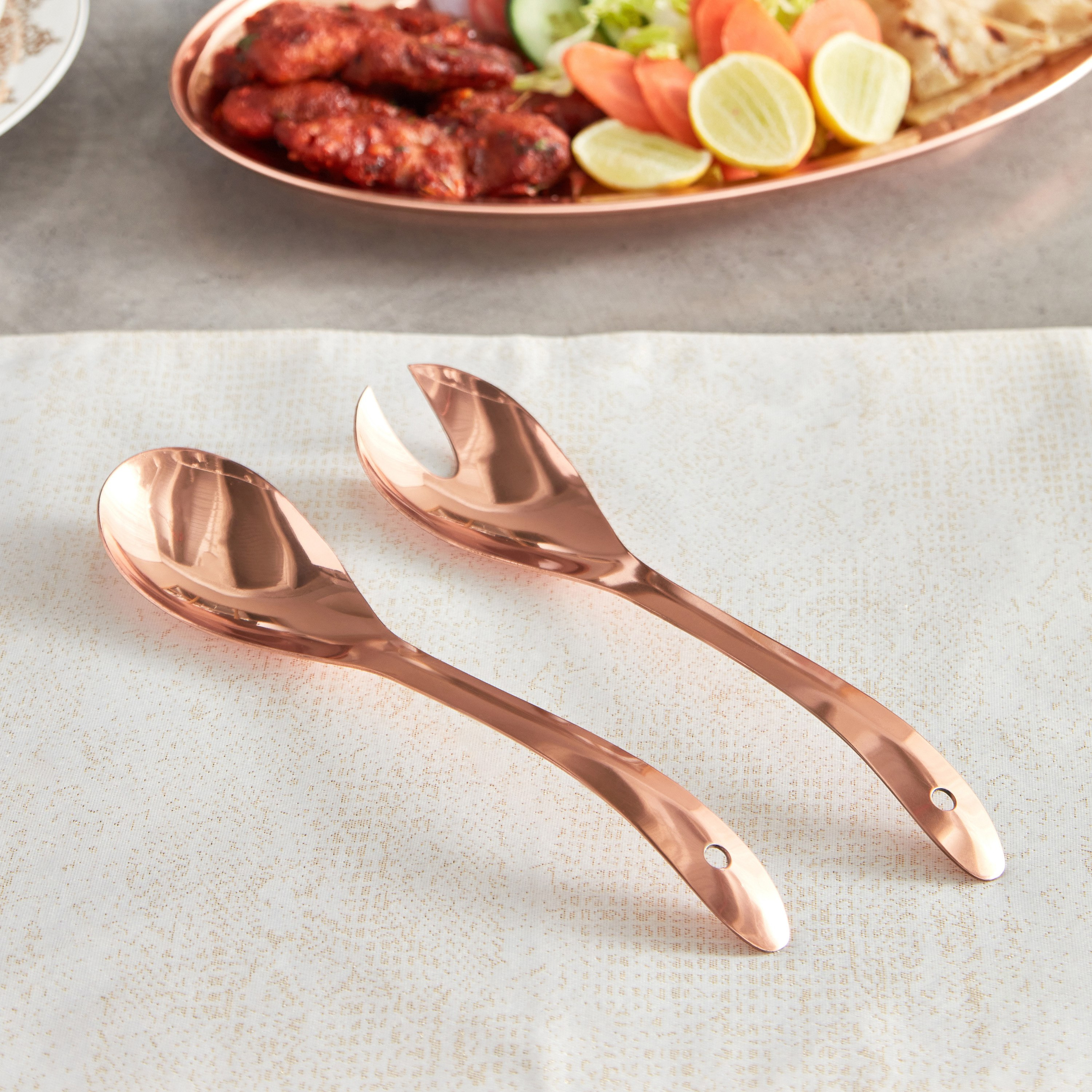 ملاعق تقديم سلطة من كوبر شاين - طقم من قطعتين-hbxhomeware-hbxkitchen-image-1