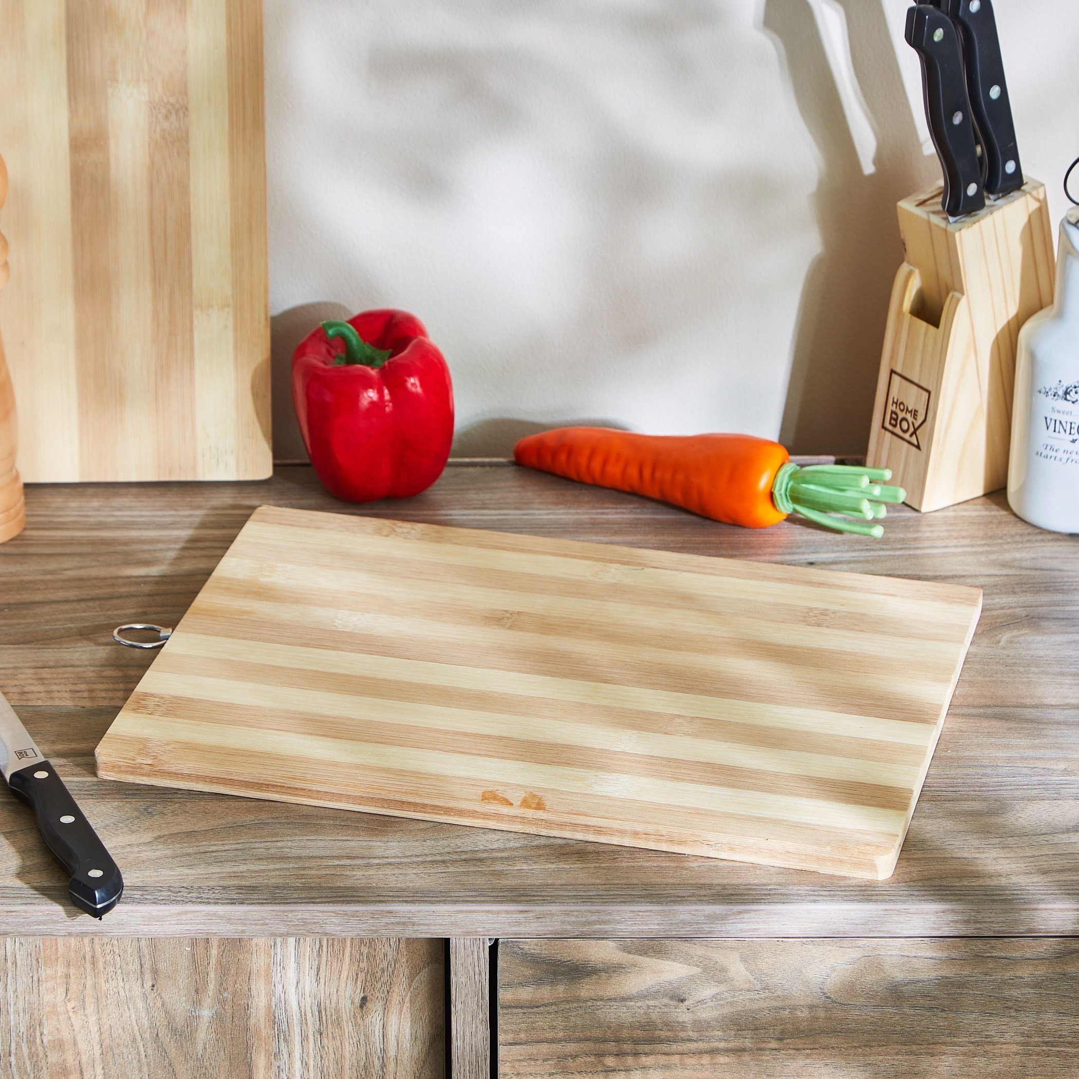 Tiger Cutting Board - 32x24 cm-hbxkitchen-kitchenware-foodpreparation-image-1