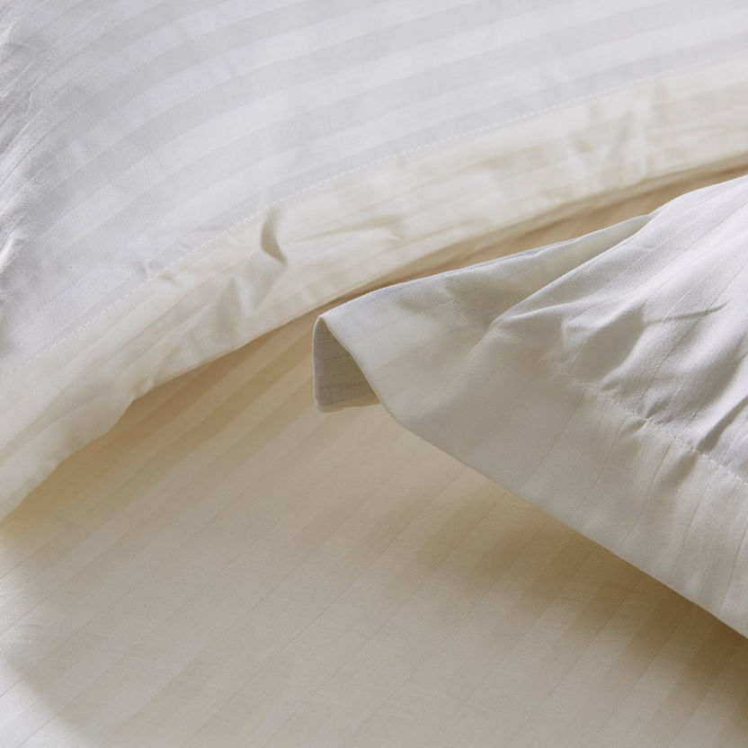 Hamilton Cotton Satin Striped Pillow Cover with Flange - 50x75 cm-Sheets and Pillow Covers-image-1
