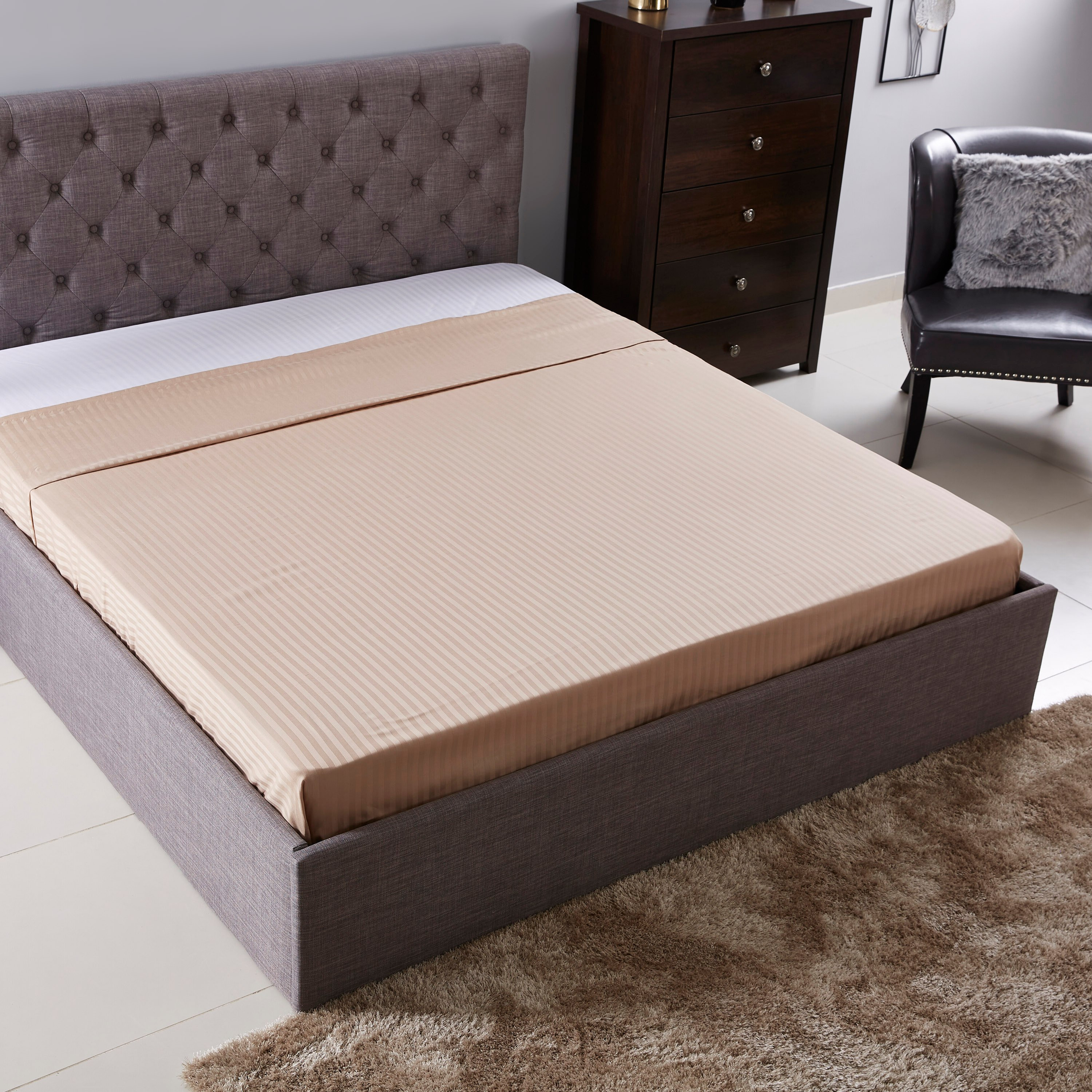 شرشف مسطّح مقاس كينج من هاملتون - 240x260 سم-hbxhomeware-hbxbedroom-image-1