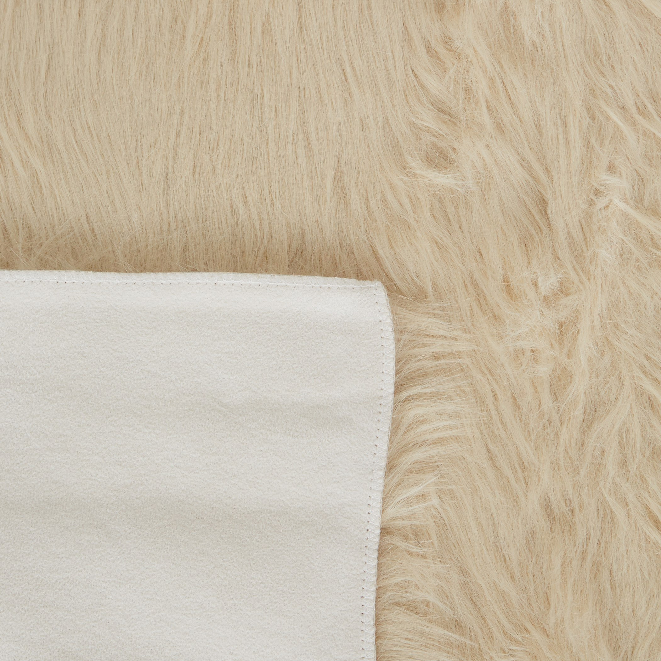 سجادة من جلد الغنم الاصطناعي - 70x110 سم-hbxdecorandfurnishings-floorcoverings-rugs-image-3