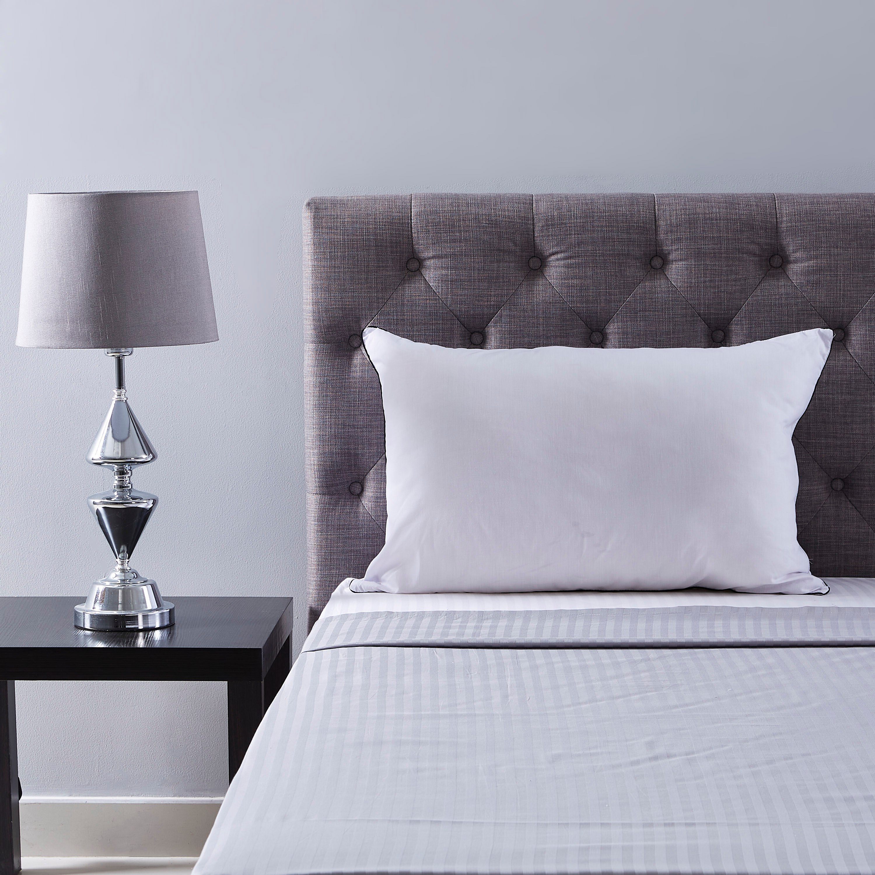 وسادة من هيلتون - 50 × 75 سم-hbxdecorandfurnishings-bedding-duvetsandpillows-image-7