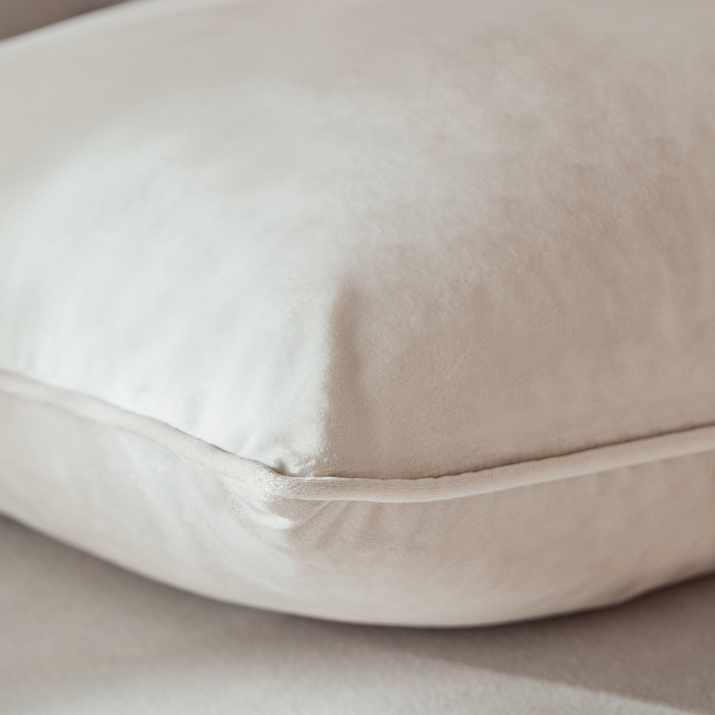 غطاء وسادة مخمل من دوف - 45x45 سم-hbxhomeware-cushionsandcovers-cushioncovers-image-3
