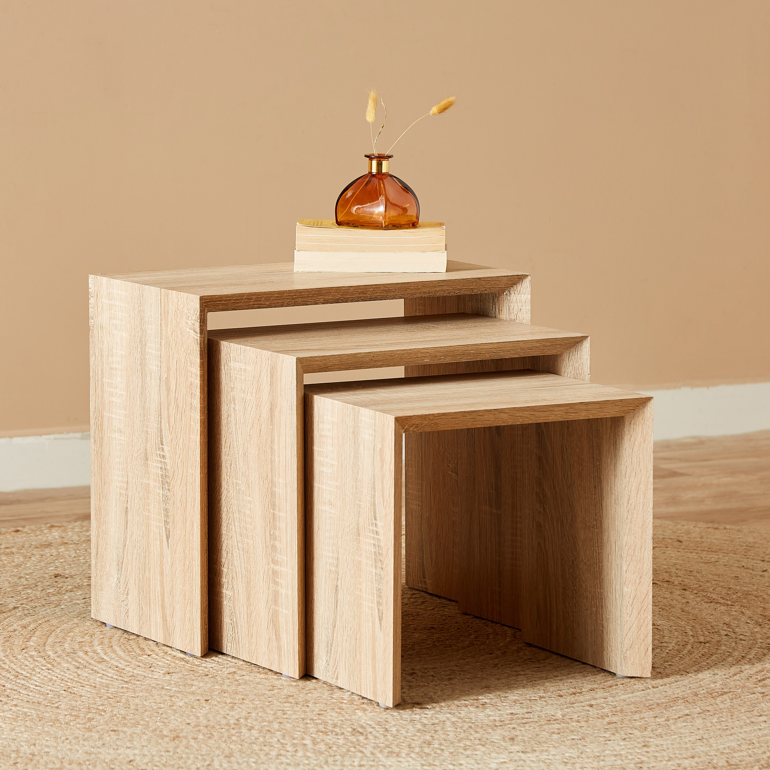 طاولات متداخلة من هاسكي - طقم من 3 قطع-hbxfurniture-livingroom-nestingtables-image-1