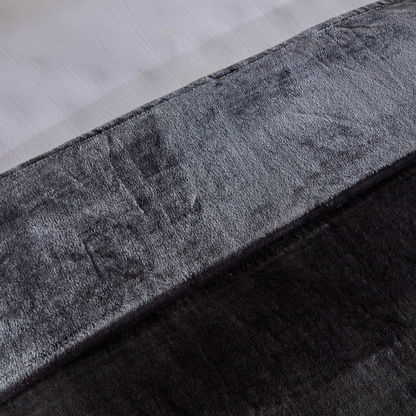 Lavish Twin Micro Flannel Blanket - 150x220 cm