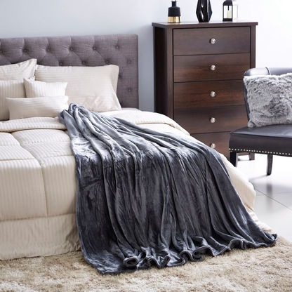 Lavish King Micro Flannel Blanket - 240x220 cm