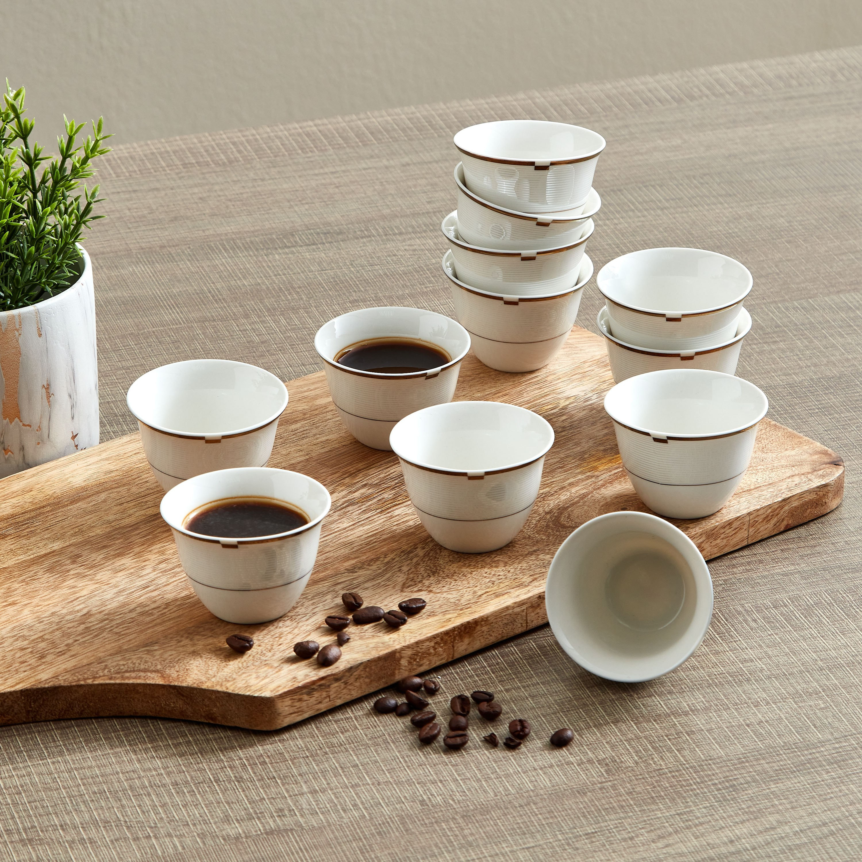 فنجان قهوة بحواف ذهبية - طقم من 12 قطعة-hbxhomeware-diningandtabletop-coffeeandteasets-image-4