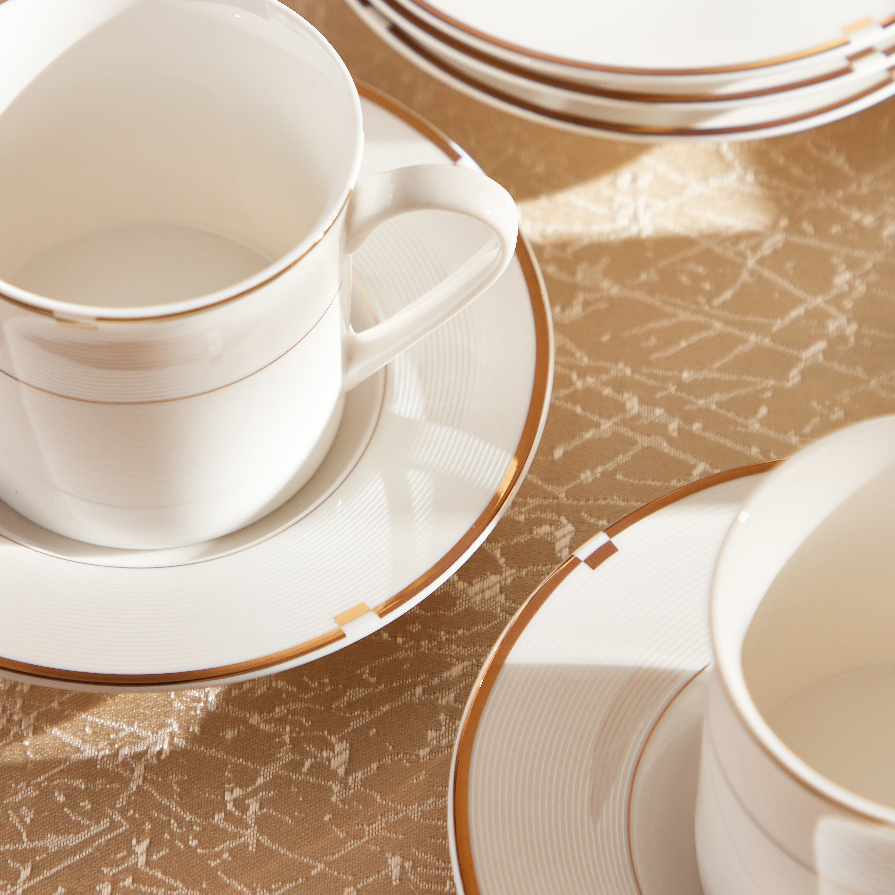 فناجين وصحون 12 قطعة من جولد ريب -hbxhomeware-diningandtabletop-coffeeandteasets-image-4