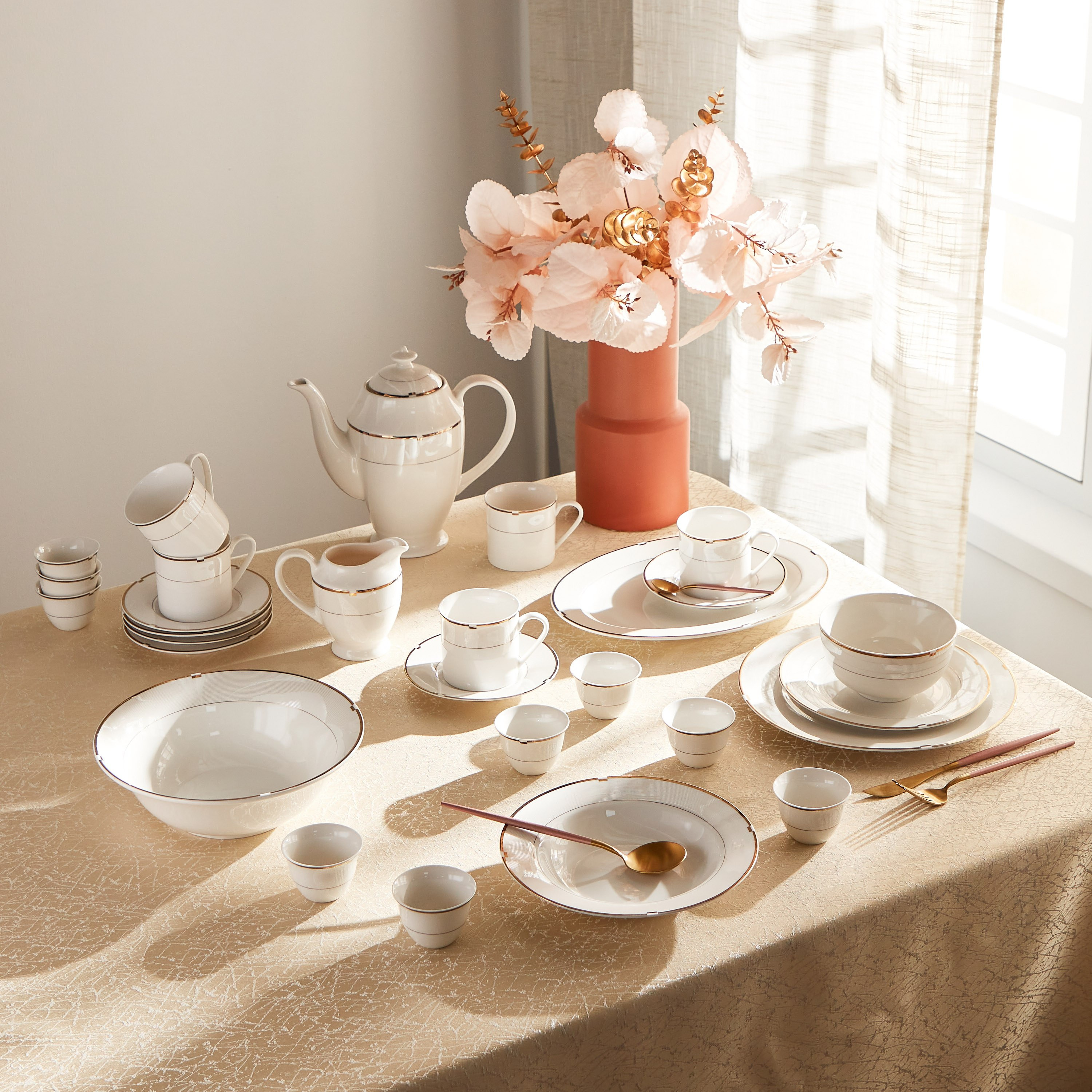 فناجين وصحون 12 قطعة من جولد ريب -hbxhomeware-diningandtabletop-coffeeandteasets-image-5