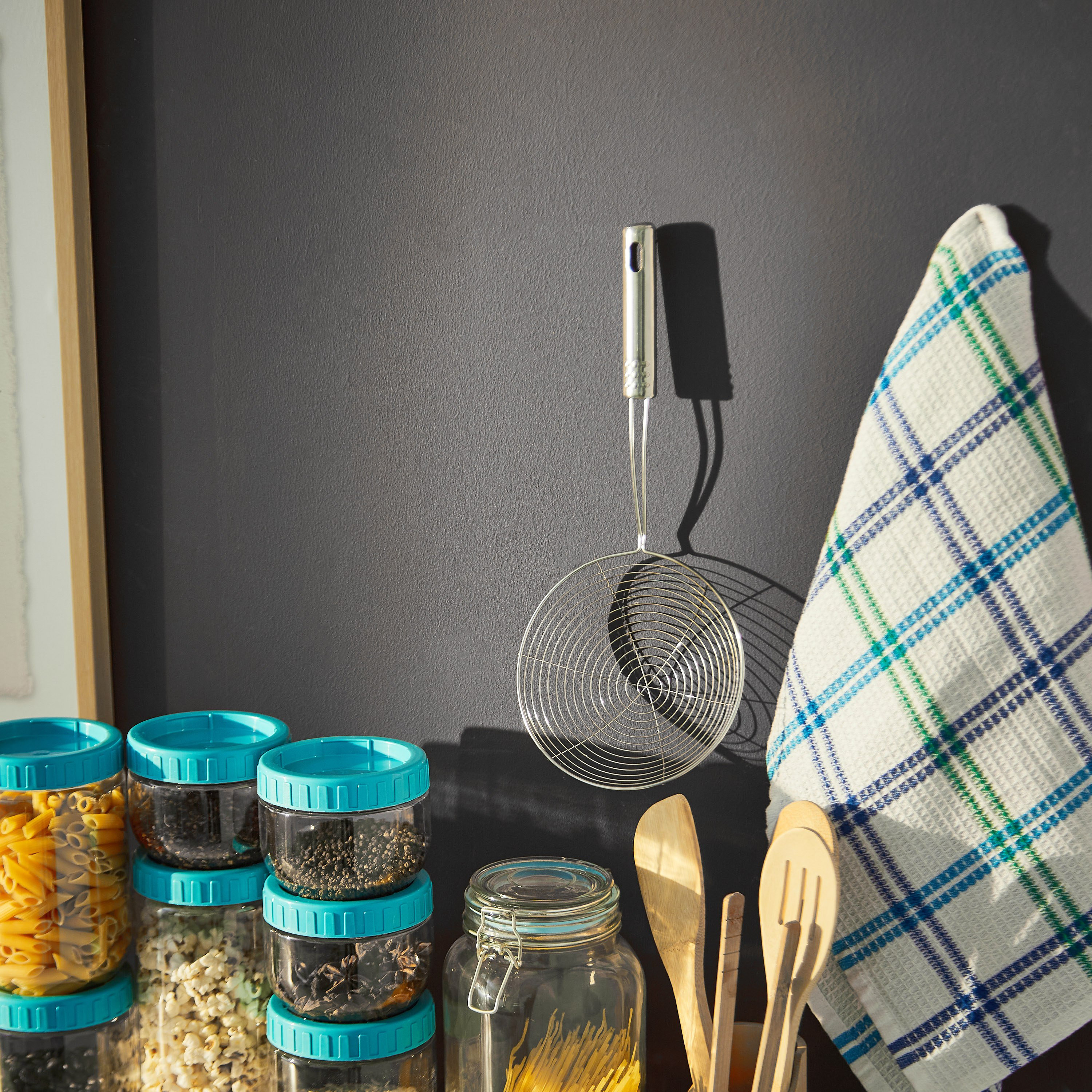 Stilo Sieve with Handle-hbxhomeware-hbxkitchen-image-4