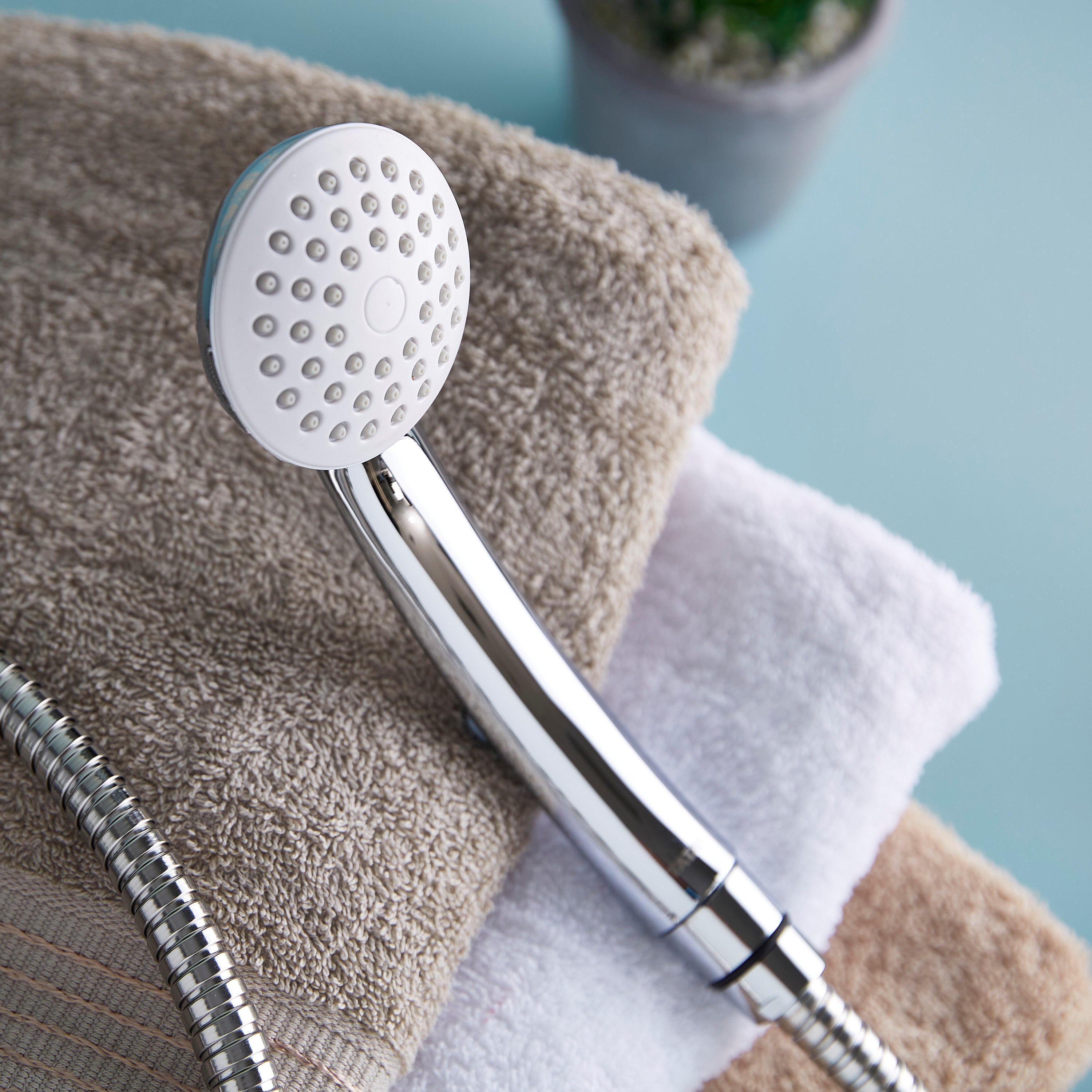 Sanity Pacific Shower Kit-hbxdecorandfurnishings-homeaccessories-novelties-image-2