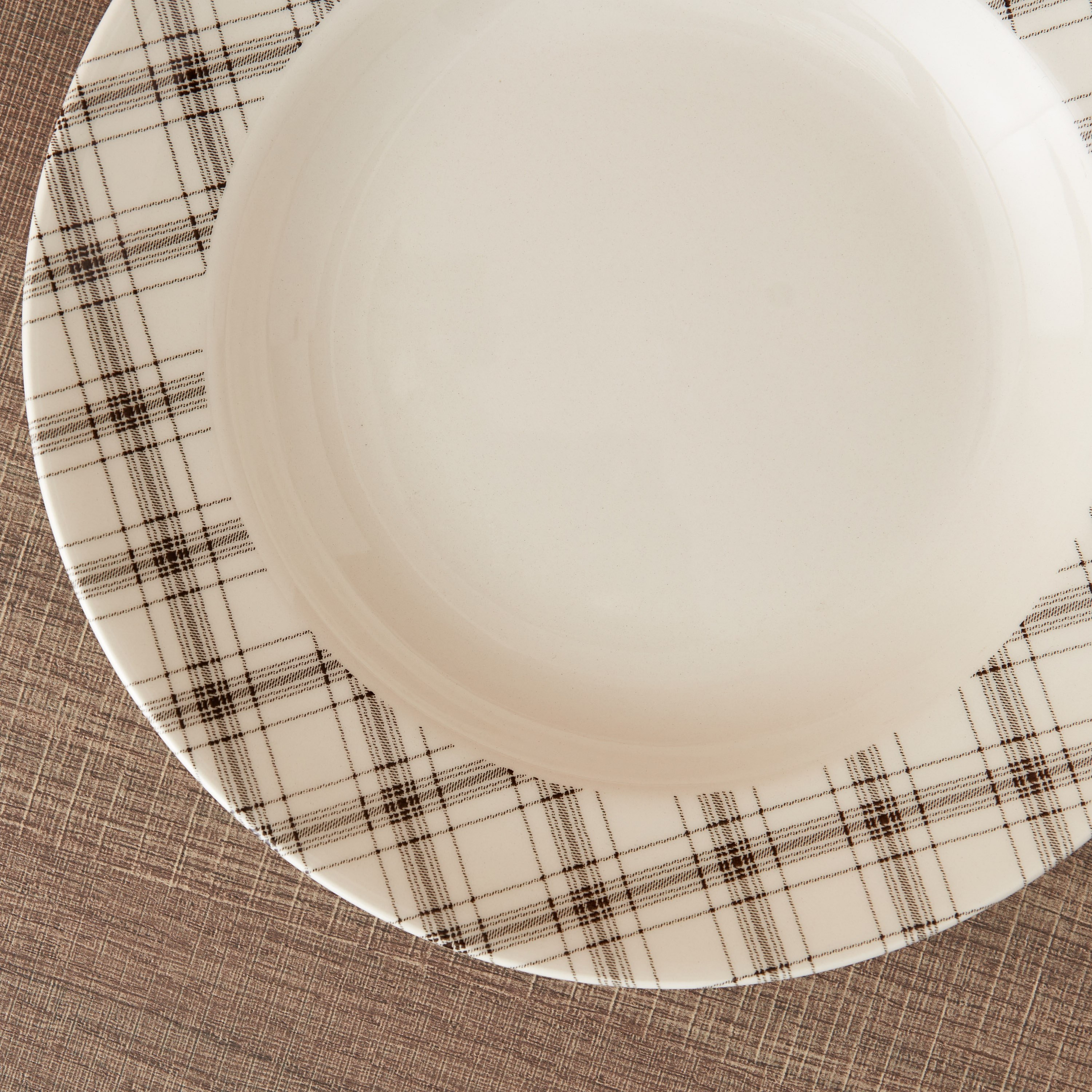 صحن شوربة سادة من الخزف الصيني من كلايتون - 24 سم-hbxdecorandfurnishings-tabletop-crockery-image-3