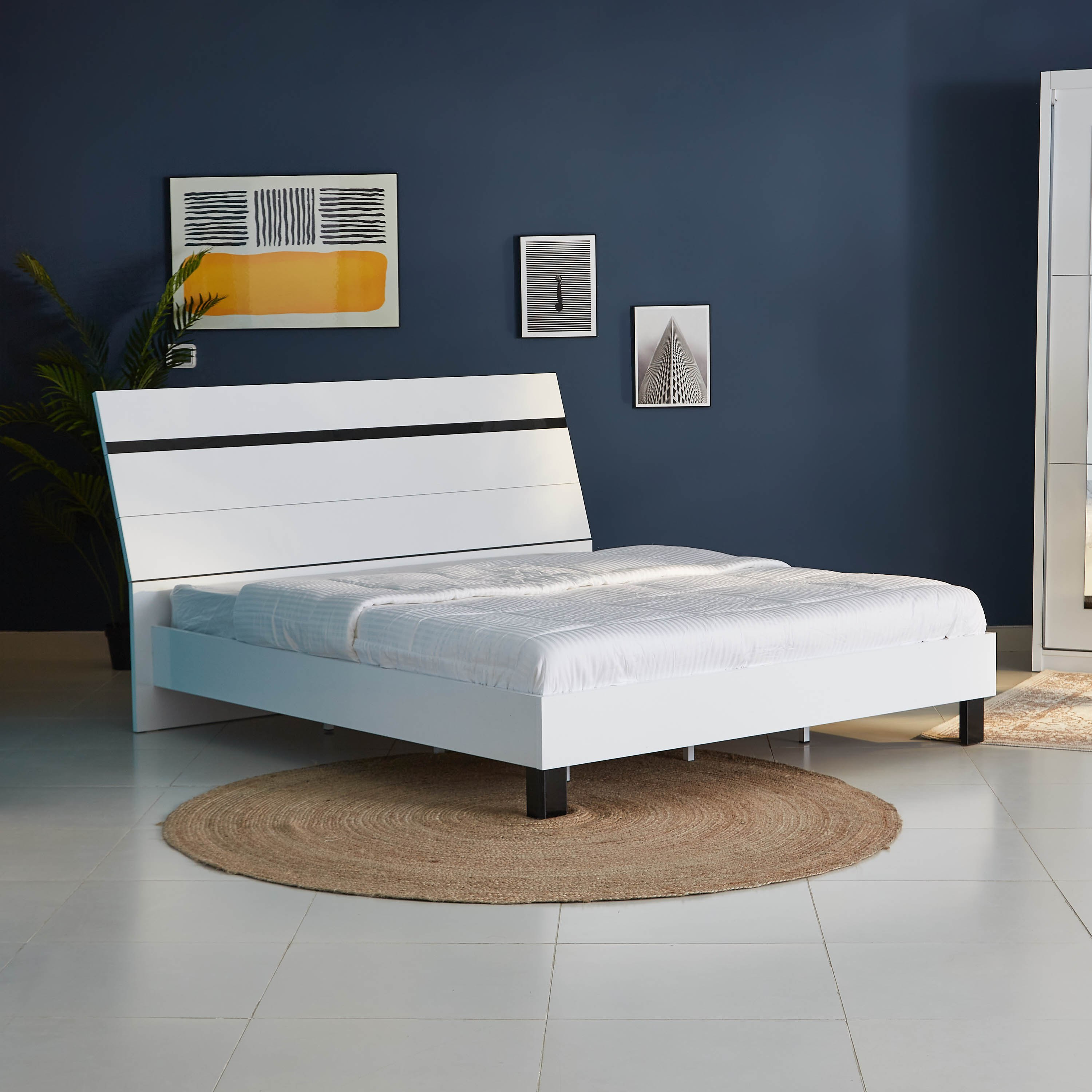 سرير كينج من ماتيلدا - 1180x200 سم-hbxfurniture-bedsandbedsets-beds-king-image-1