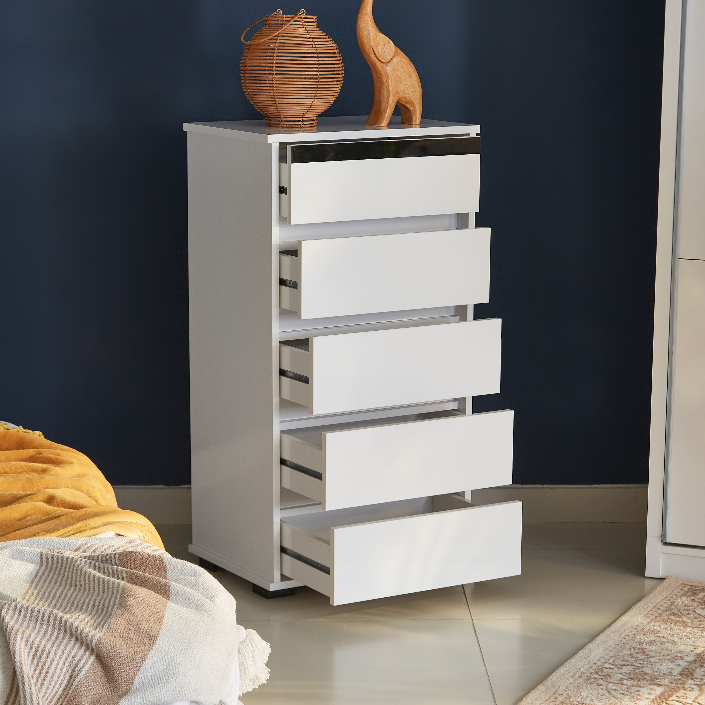 وحدة تخزين بـ 5أدراج من ماتيلد-hbxfurniture-dressersandchests-chestofdrawers-image-3