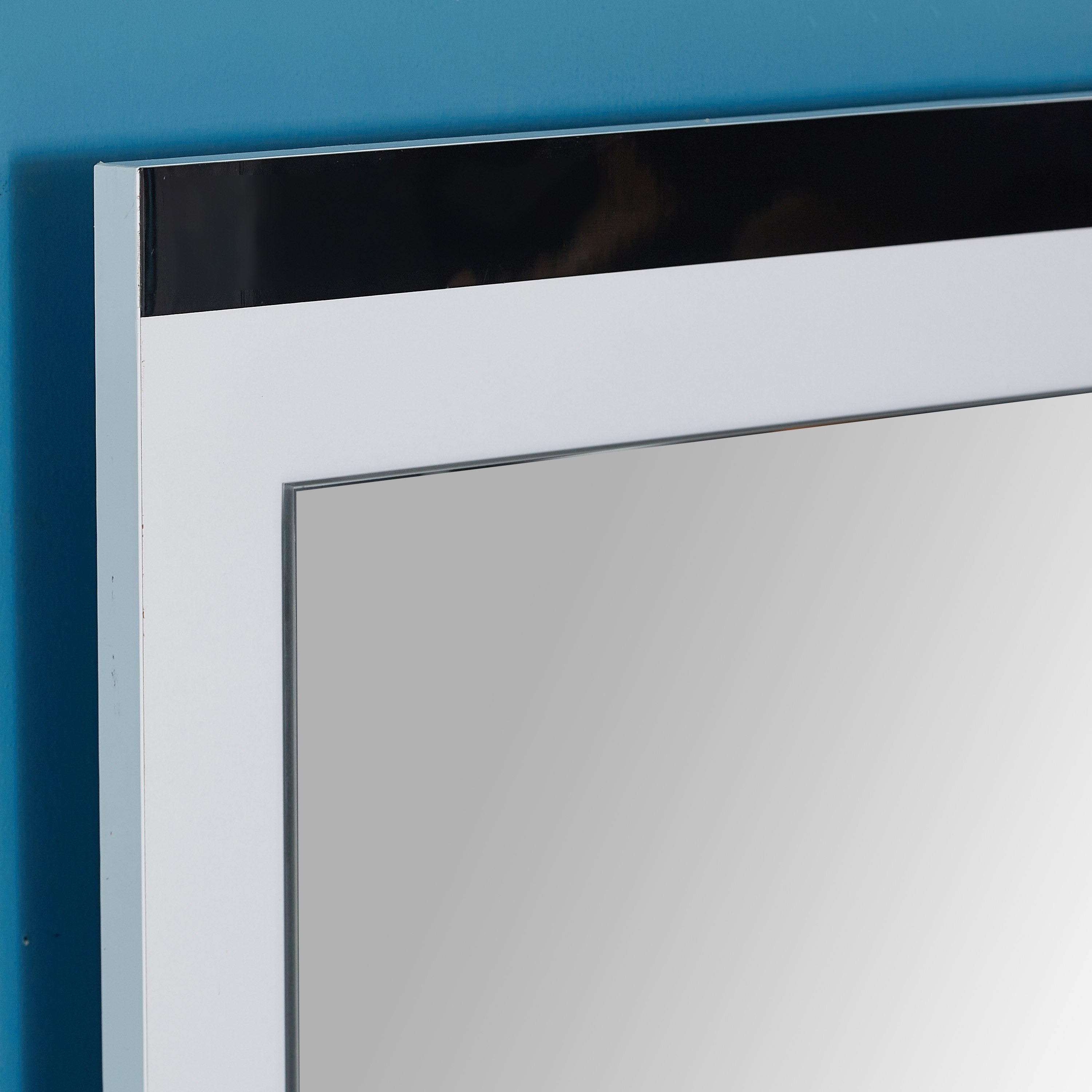 Matilda Mirror-PROMO_HB_SA_HBX10_TH1000_NEW_031025-image-5