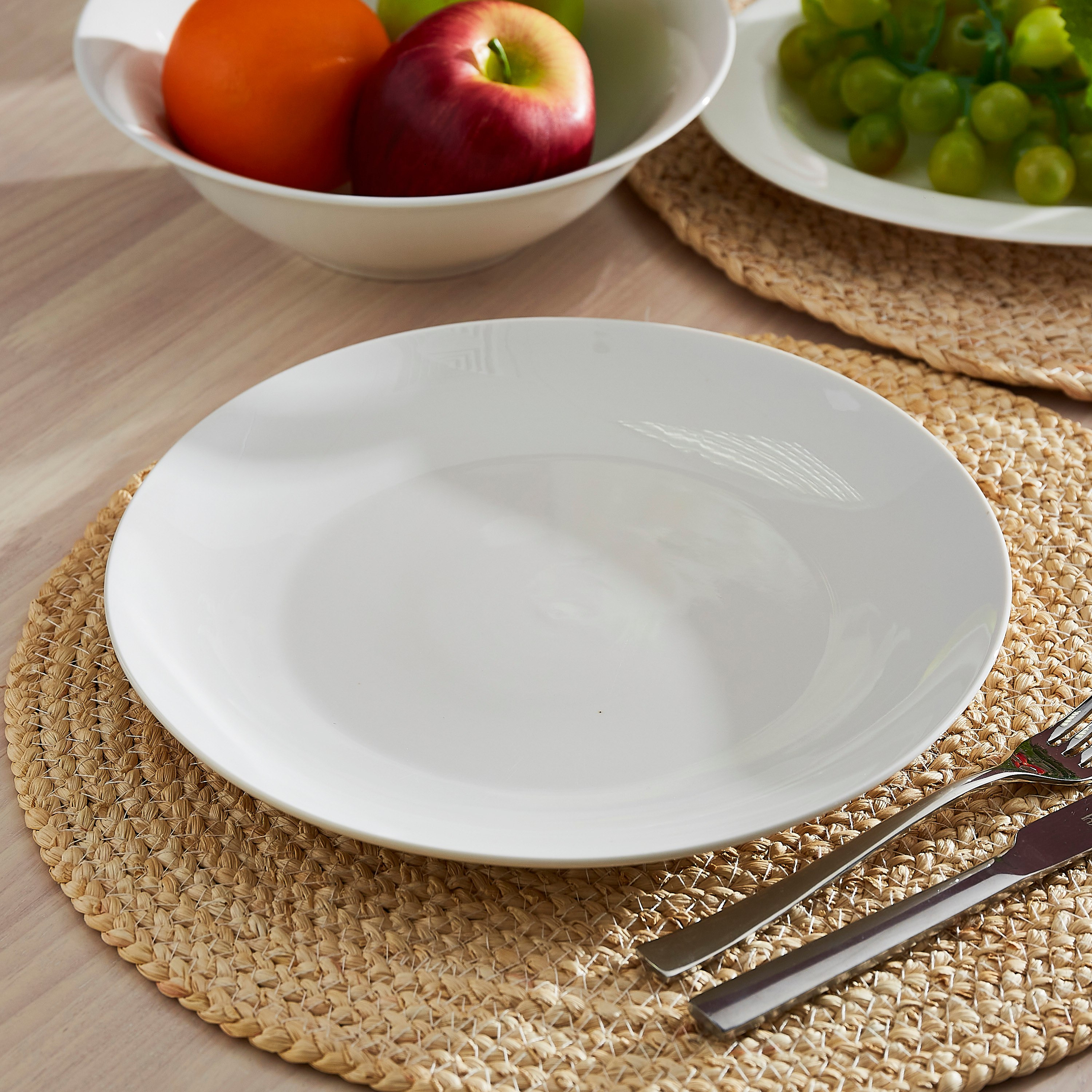 صحن عشاء بورسلين من كريمسون - 27 سم-hbxdecorandfurnishings-tabletop-crockery-image-1