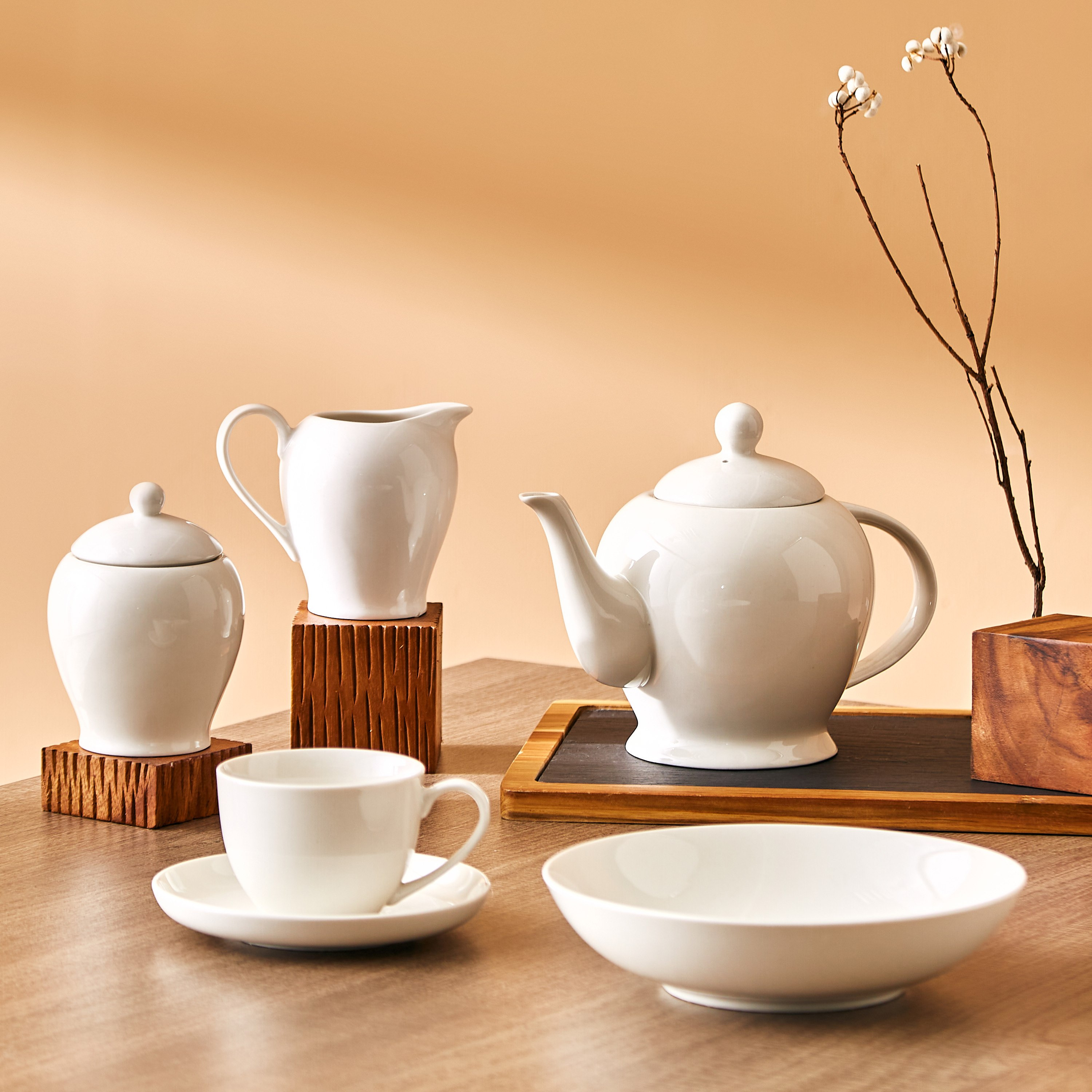 طقم فنجان وصحن من كريمسون- 220 مل-hbxhomeware-diningandtabletop-coffeeandteasets-image-4