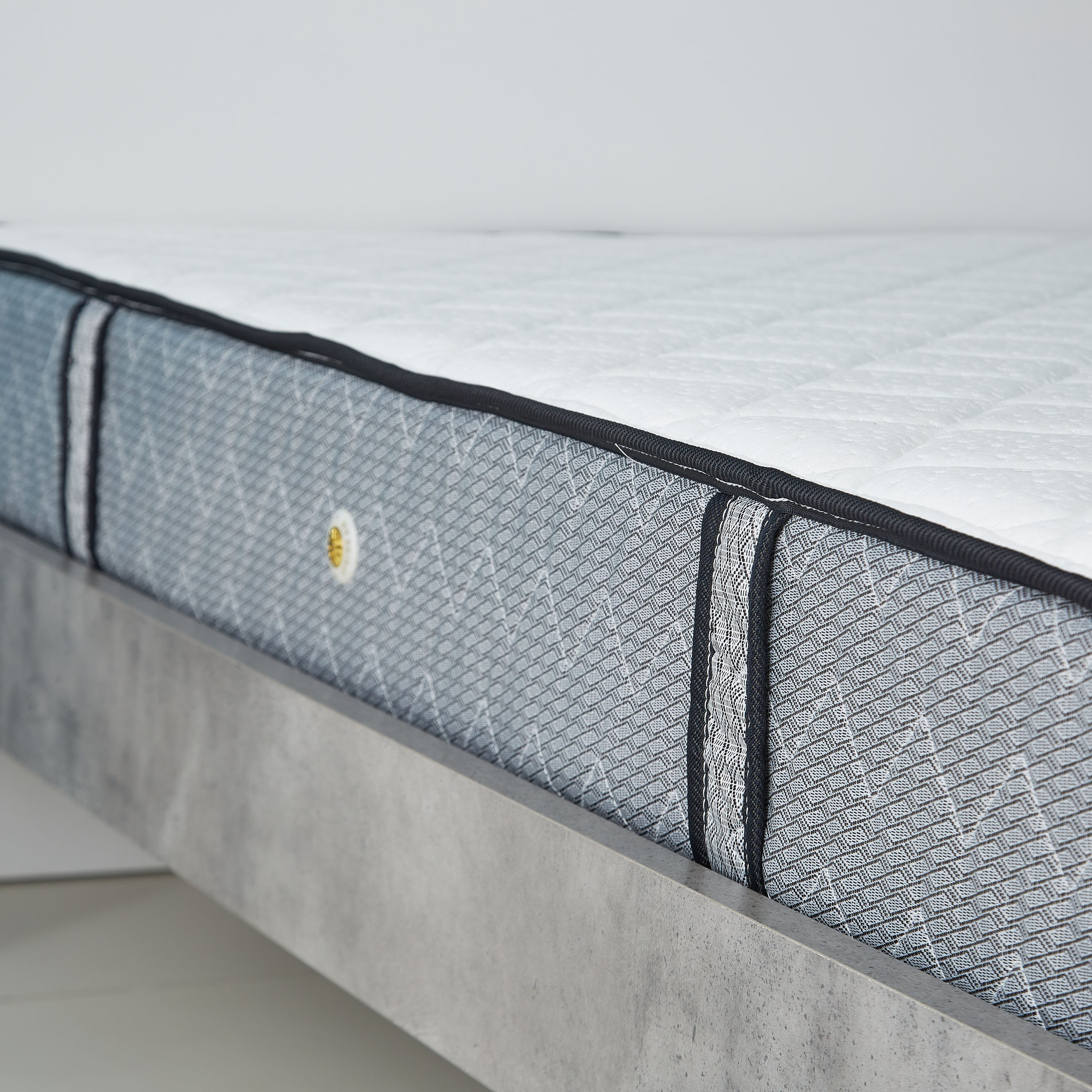 مرتبة مزدوجة بنوابض من آي كلاس - 120x200x21 سم-hbxfurniture-mattresses-twin-image-5
