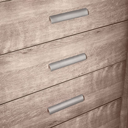 Curvy Chest of 5-Drawers