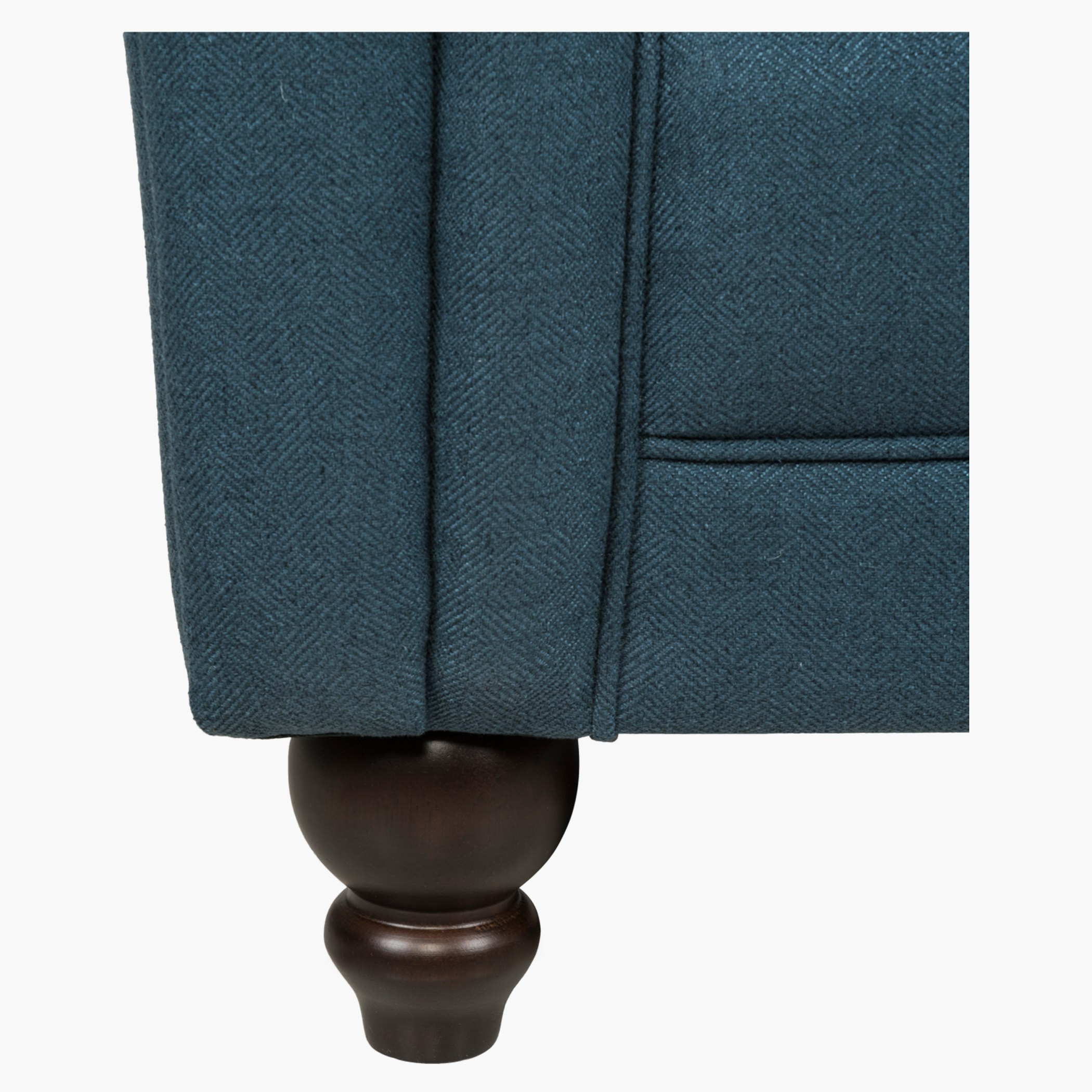 أريكة مع وسادة من هارفيست-hbxlivingroom-sofasandarmchairs-sofas-image-7