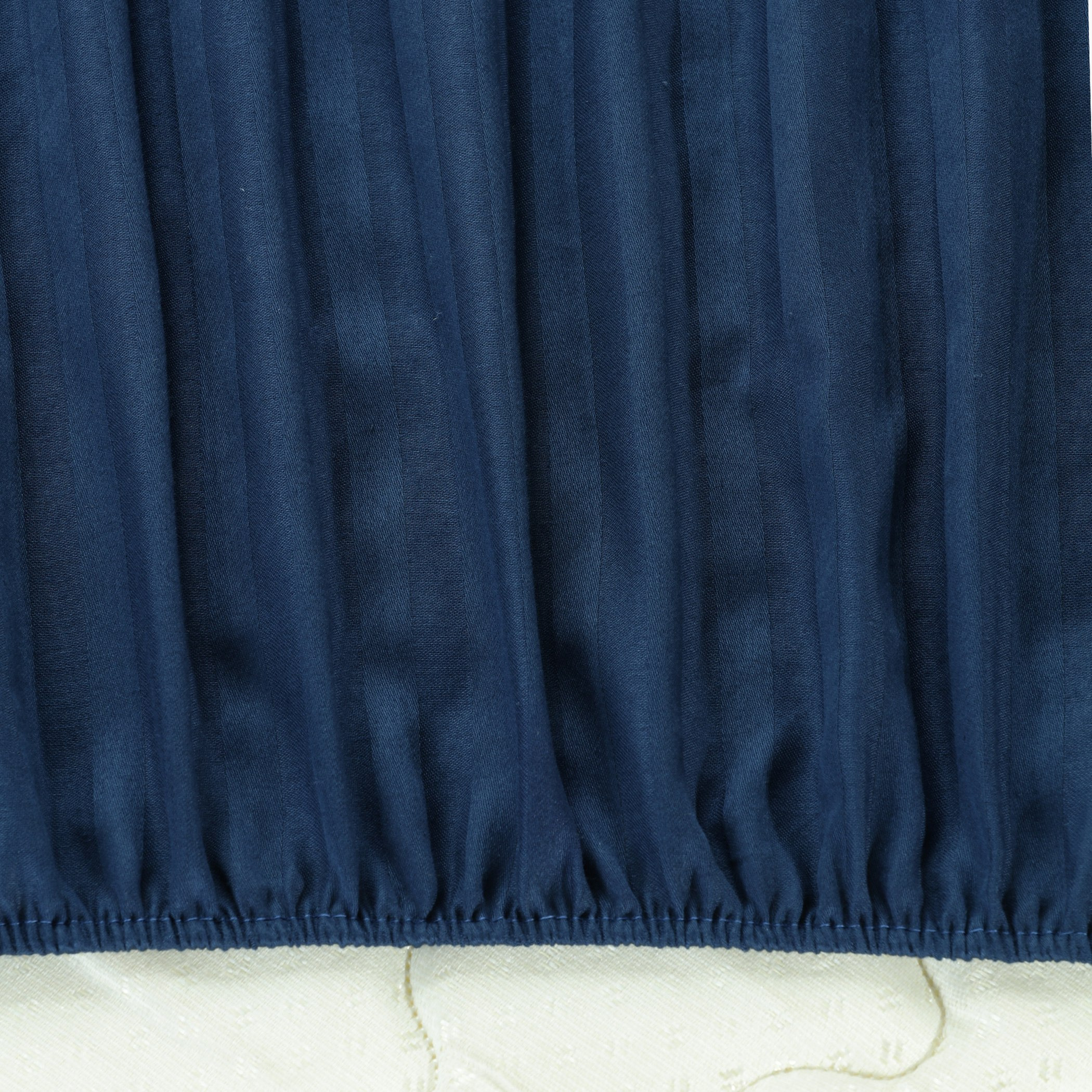 شرشف مطاطي متوسط هاملتون - 150x225 سم-hbxhomeware-hbxbedroom-image-2