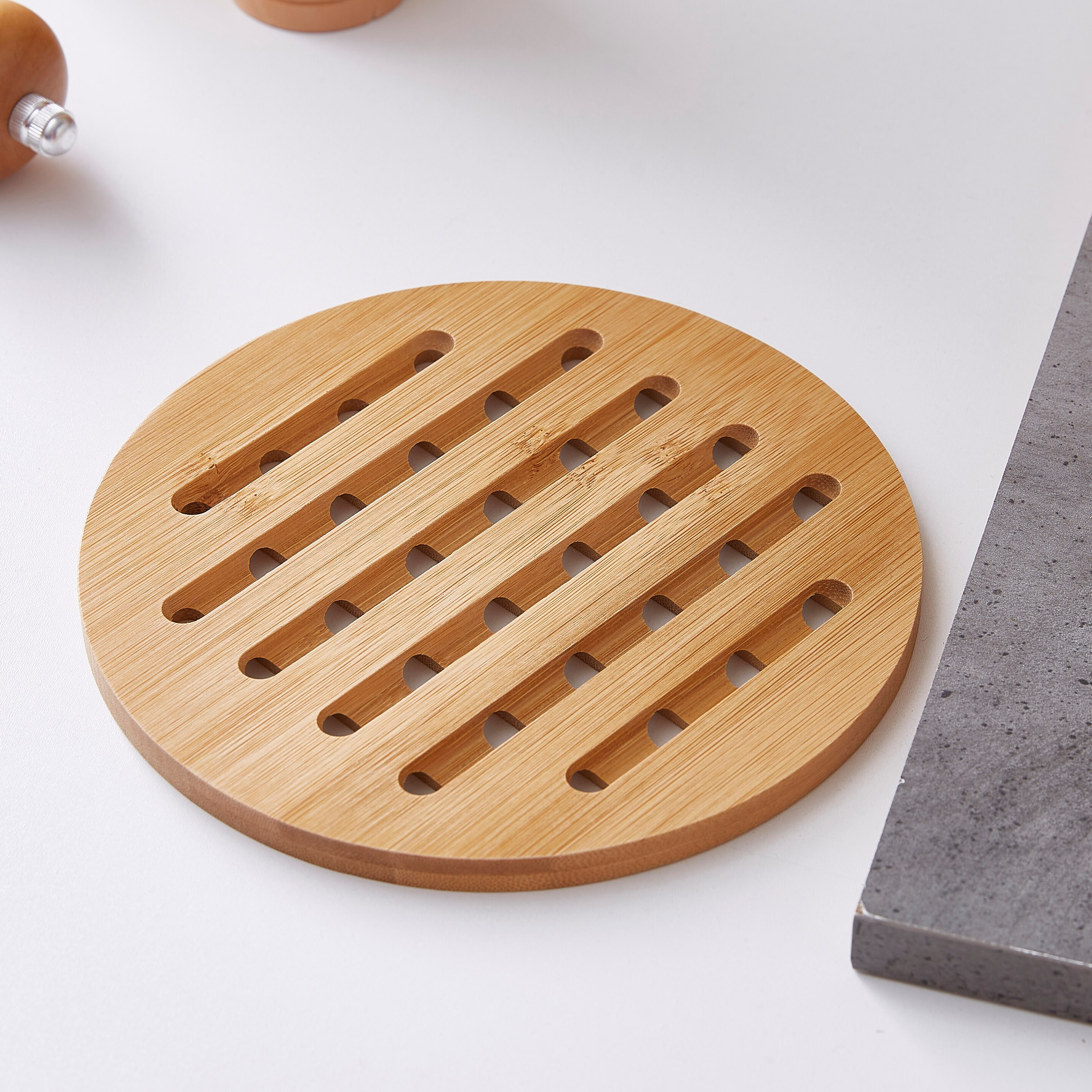 Round Bamboo Trivet-hbxkitchen-kitchenware-kitchenaccessories-image-1