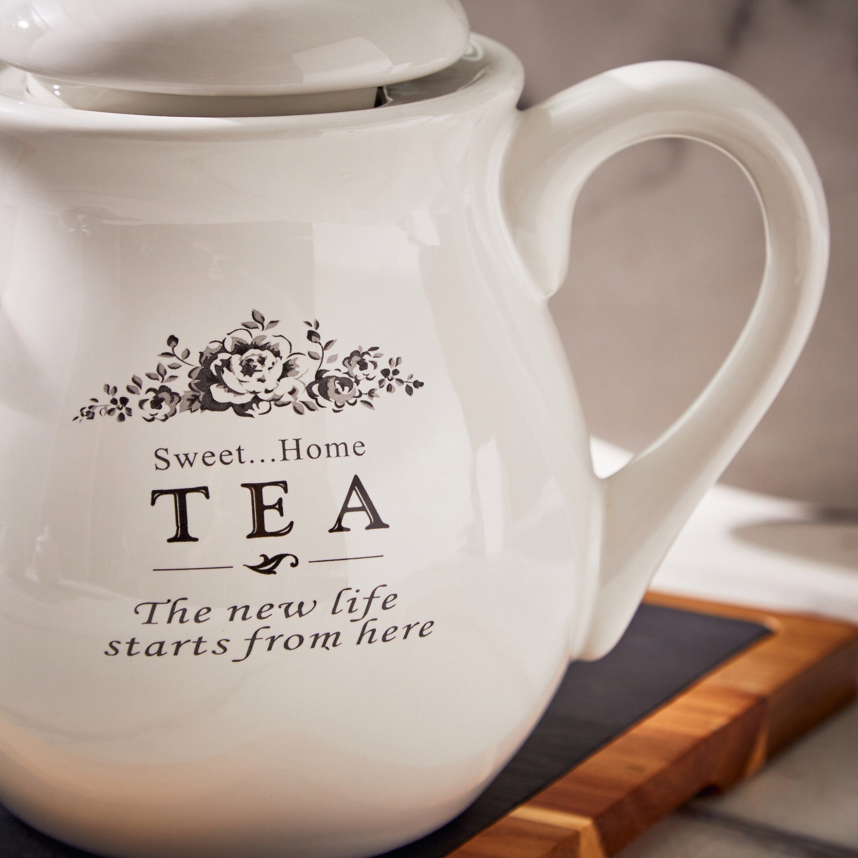 Sweet Home Ceramic Teapot - 1.16 L-hbxhomeware-diningandtabletop-coffeeandteasets-image-5