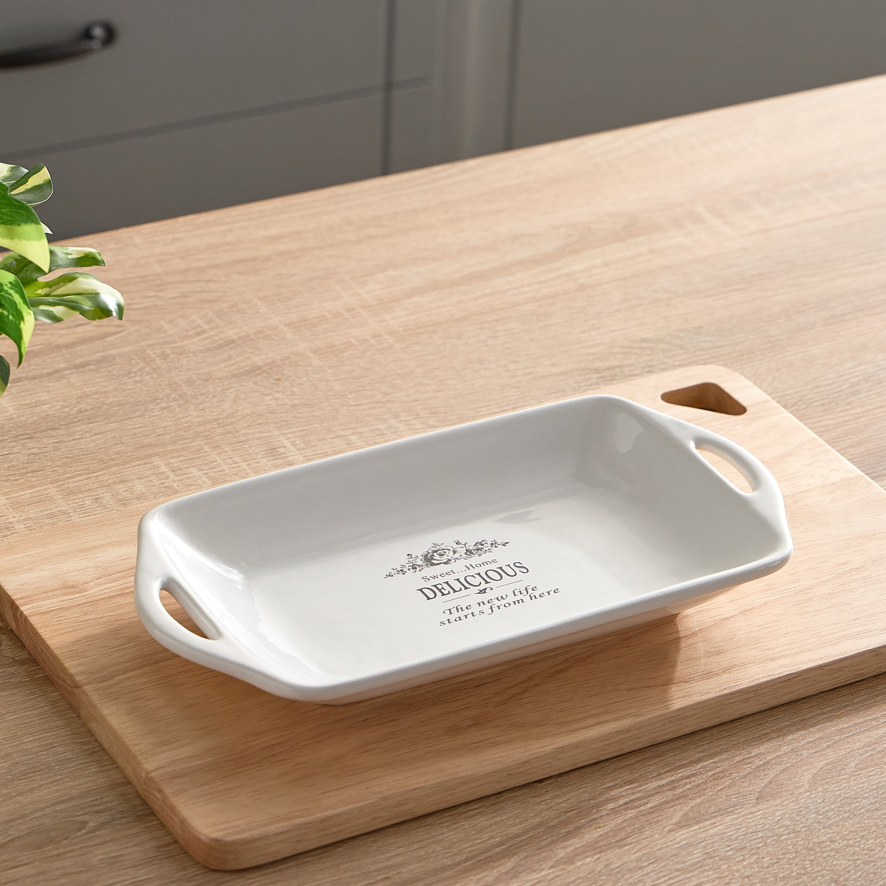 Sweet Home Serving Plate - Small-hbxdecorandfurnishings-tabletop-serveware-image-2