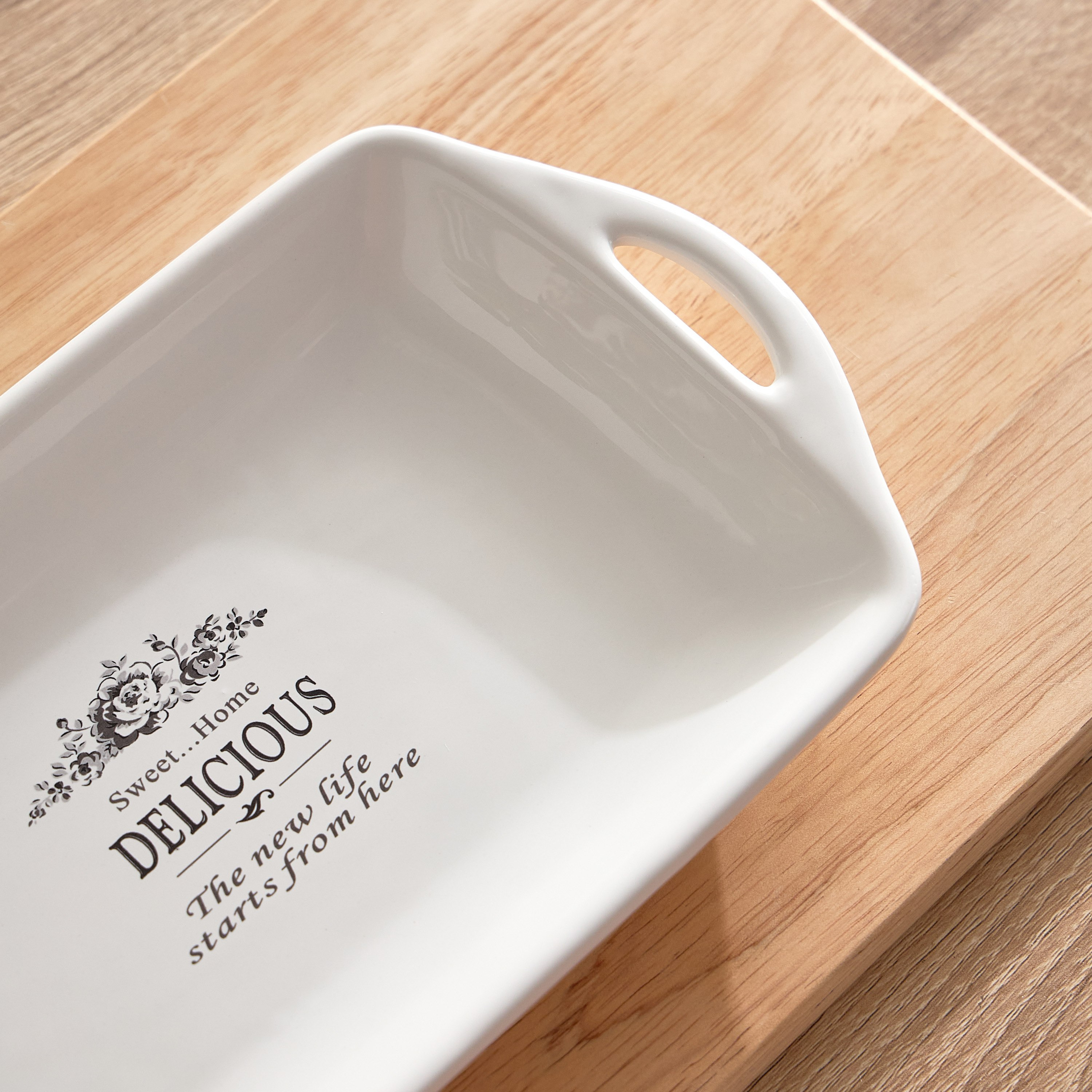 Sweet Home Serving Plate - Small-hbxdecorandfurnishings-tabletop-serveware-image-3