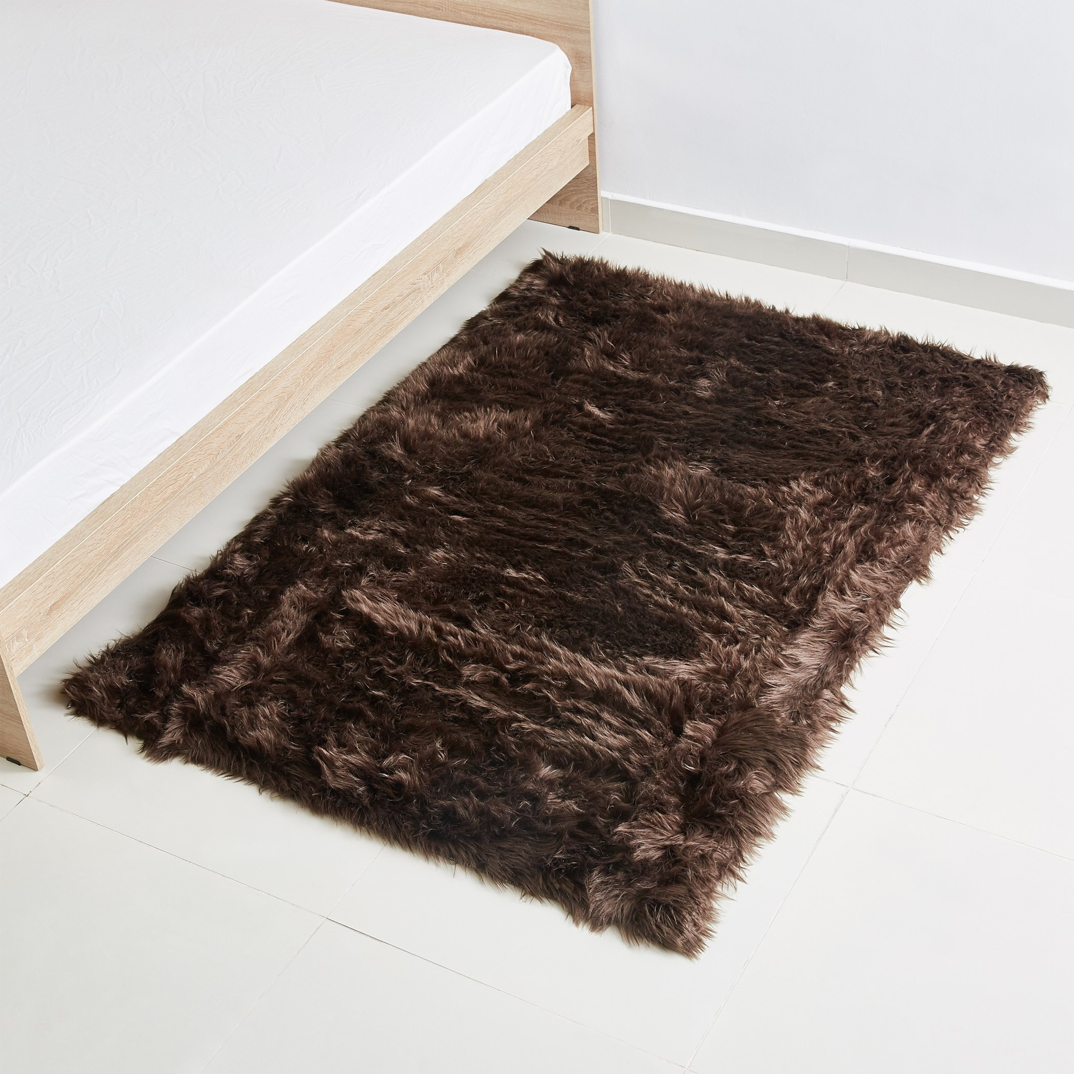 سجادة من جلد الغنم الاصطناعي- 120x170 سم-hbxdecorandfurnishings-floorcoverings-rugs-image-1