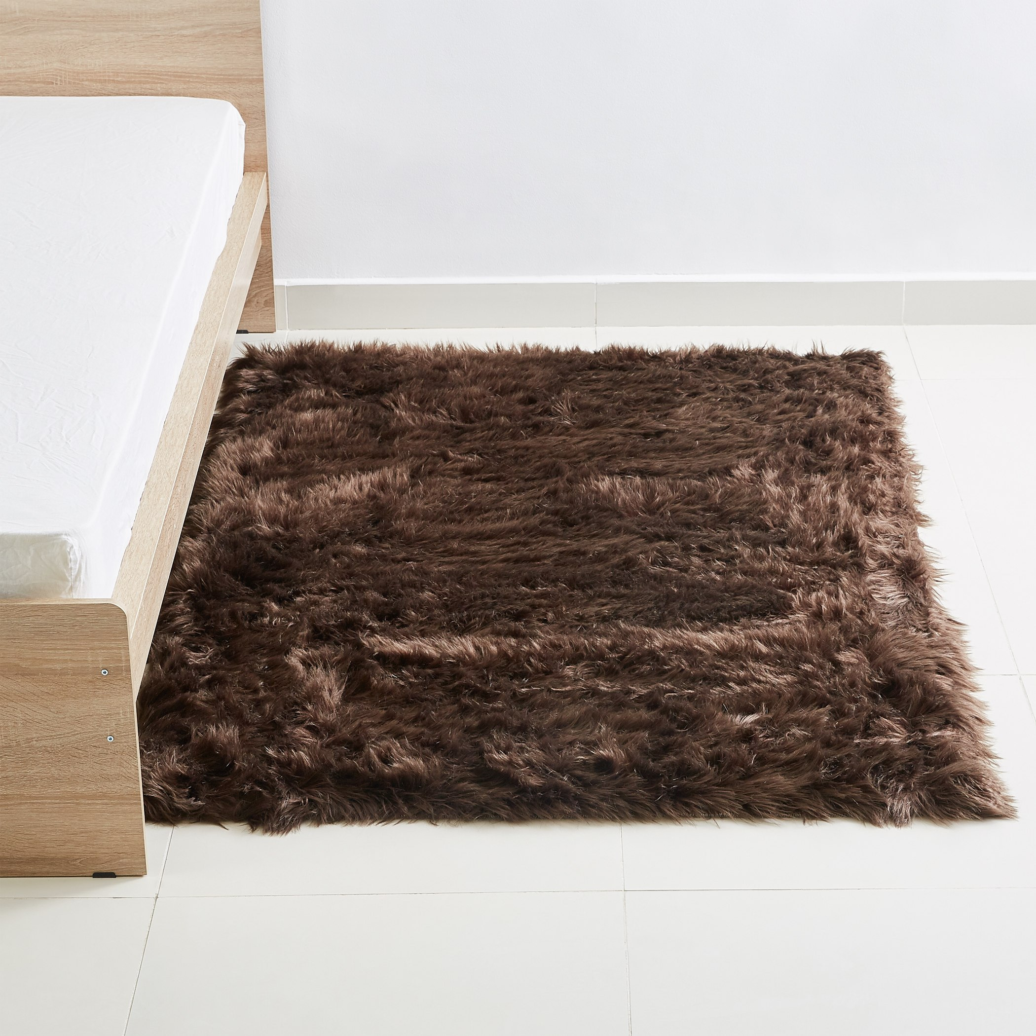 سجادة من جلد الغنم الاصطناعي- 120x170 سم-hbxdecorandfurnishings-floorcoverings-rugs-image-2