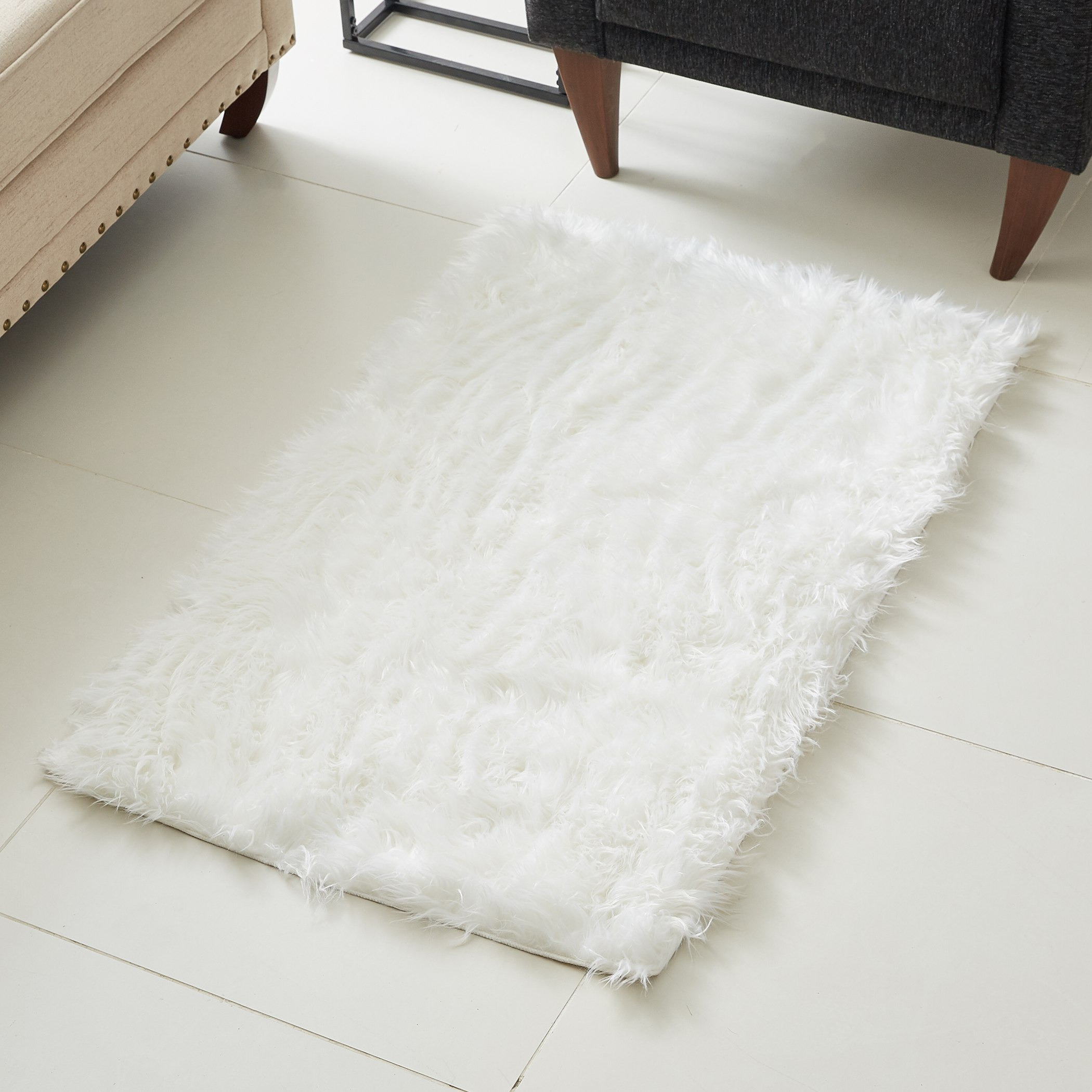 سجادة قطيفة صناعي - 110x70 سم-hbxdecorandfurnishings-floorcoverings-rugs-image-1