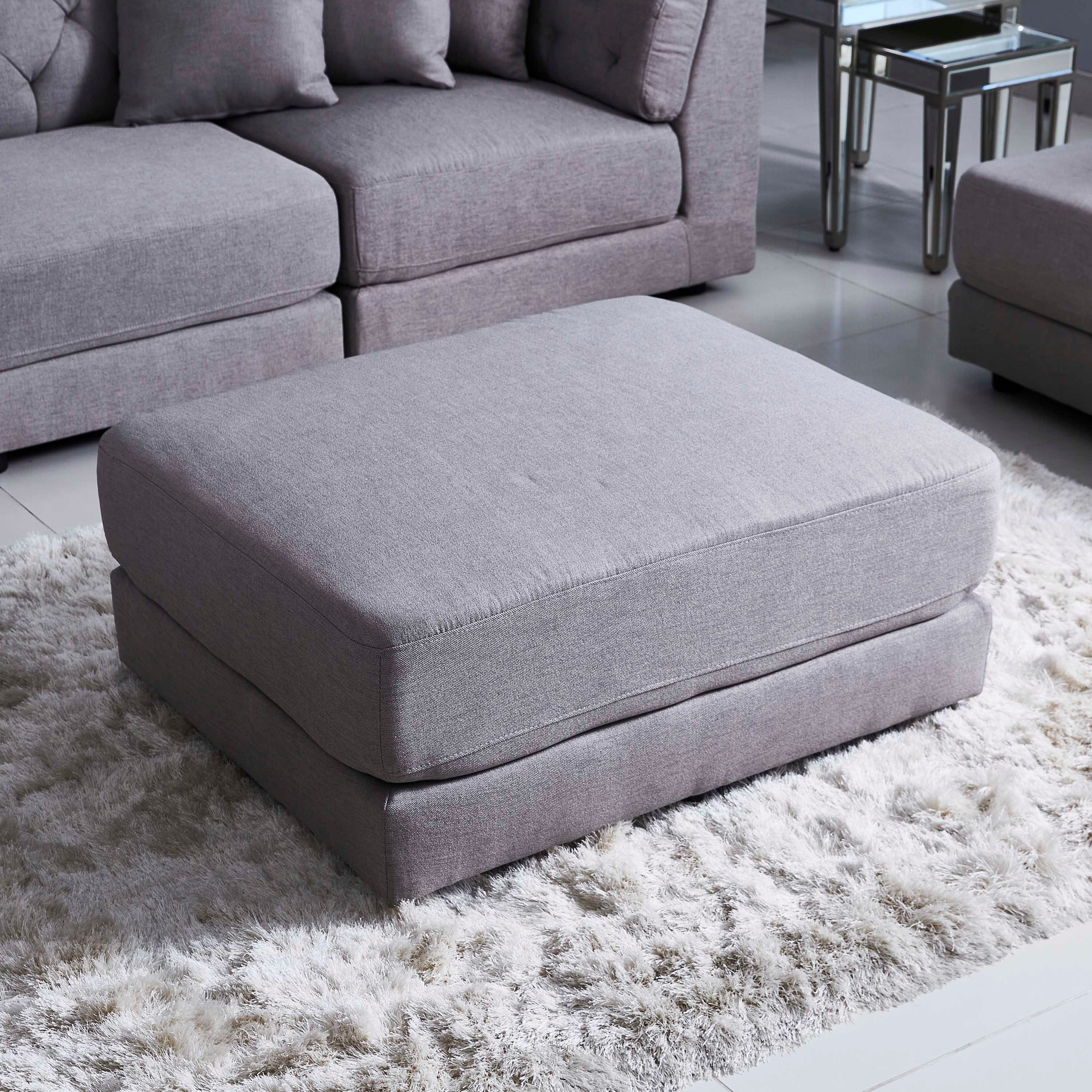 مسند قدم من إموشين-hbxlivingroom-sofasandarmchairs-ottomansandfootstools-image-1