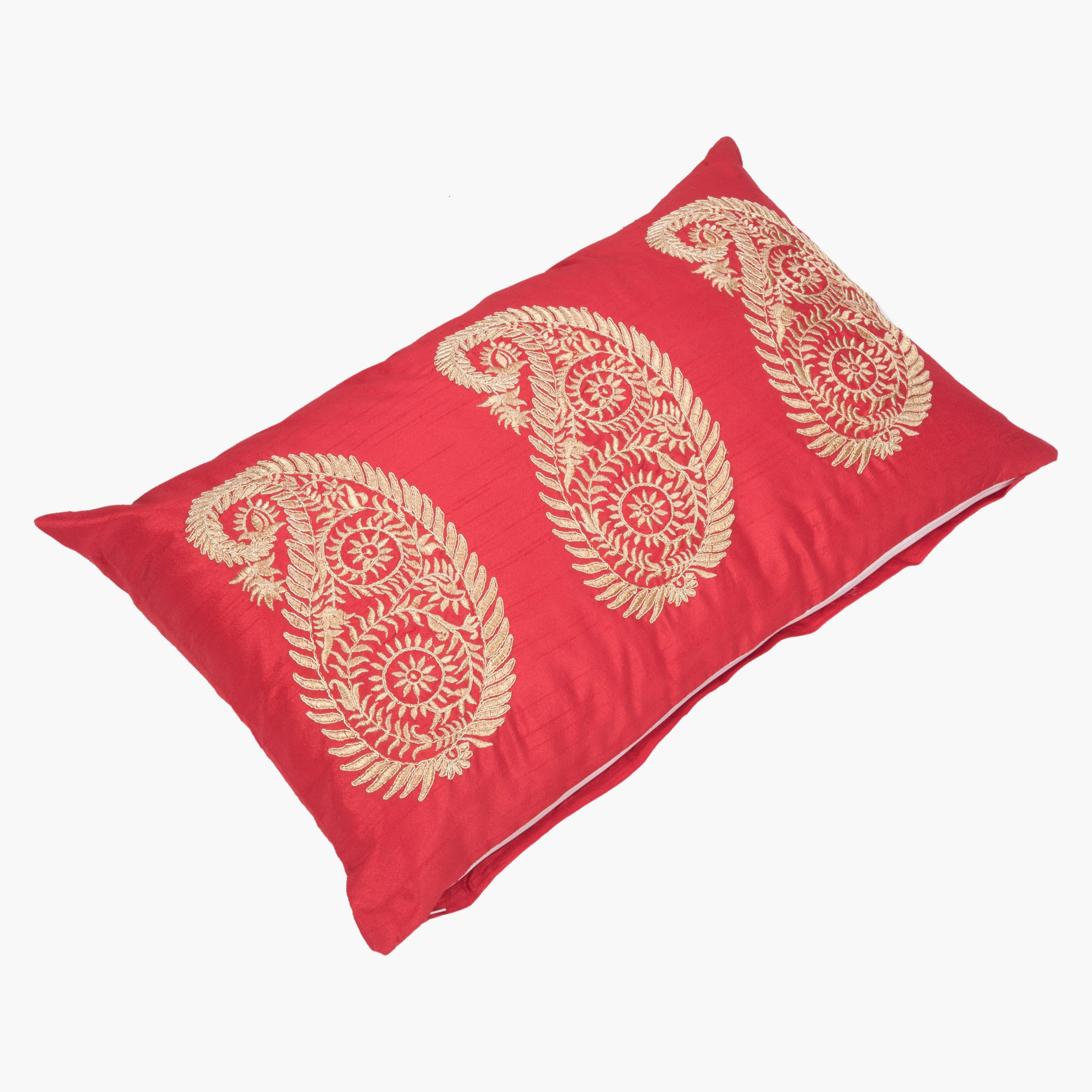 وسادة محشوّة بنقوش بيزلي - 30x50x10 سم-hbxlivingroom-furnishings-cushionsandcovers-filledcushions-image-4