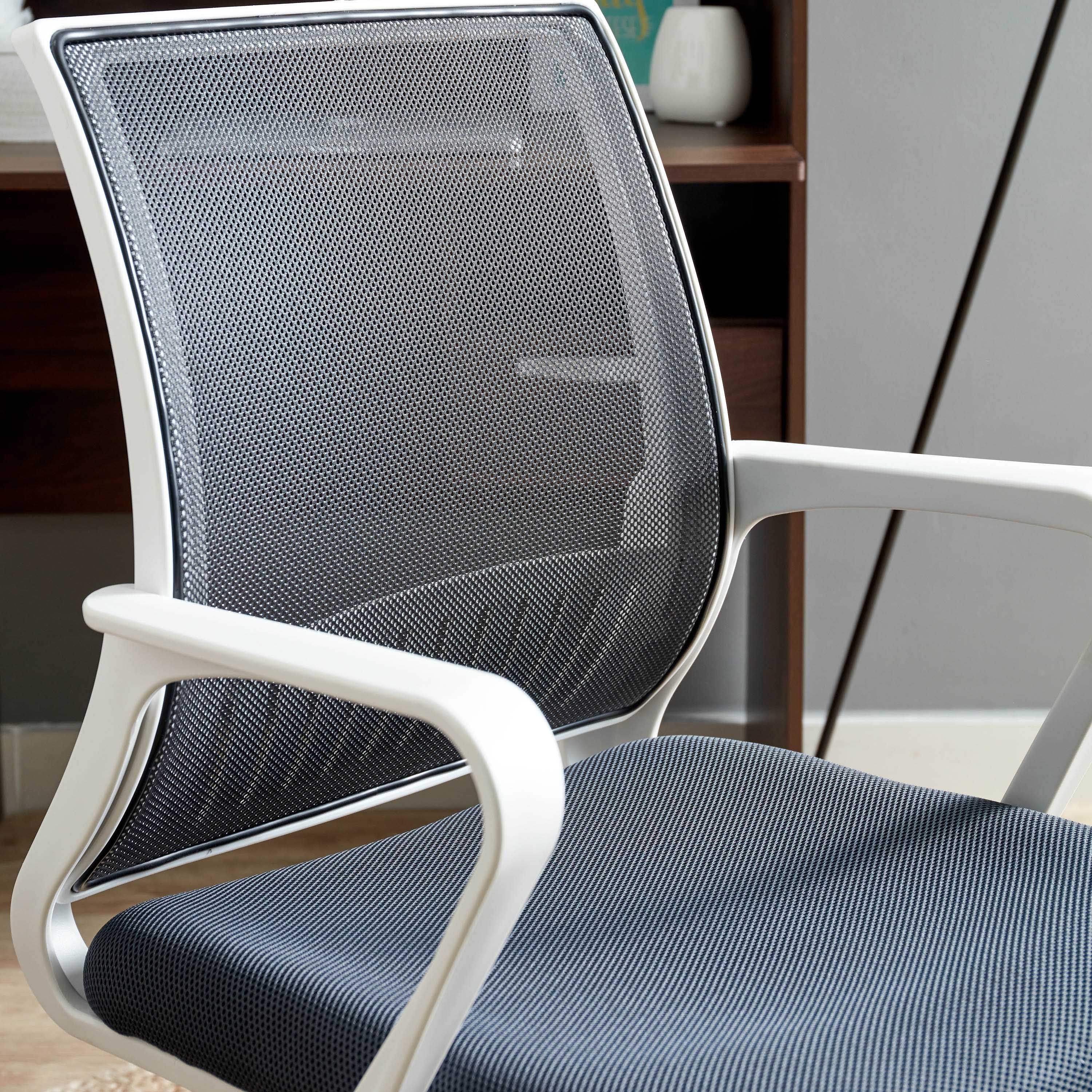 كرسي مكتب بارتفاع قابل للتعديل من كانتري-hbxfurniture-kidsroom-studychairs-image-4