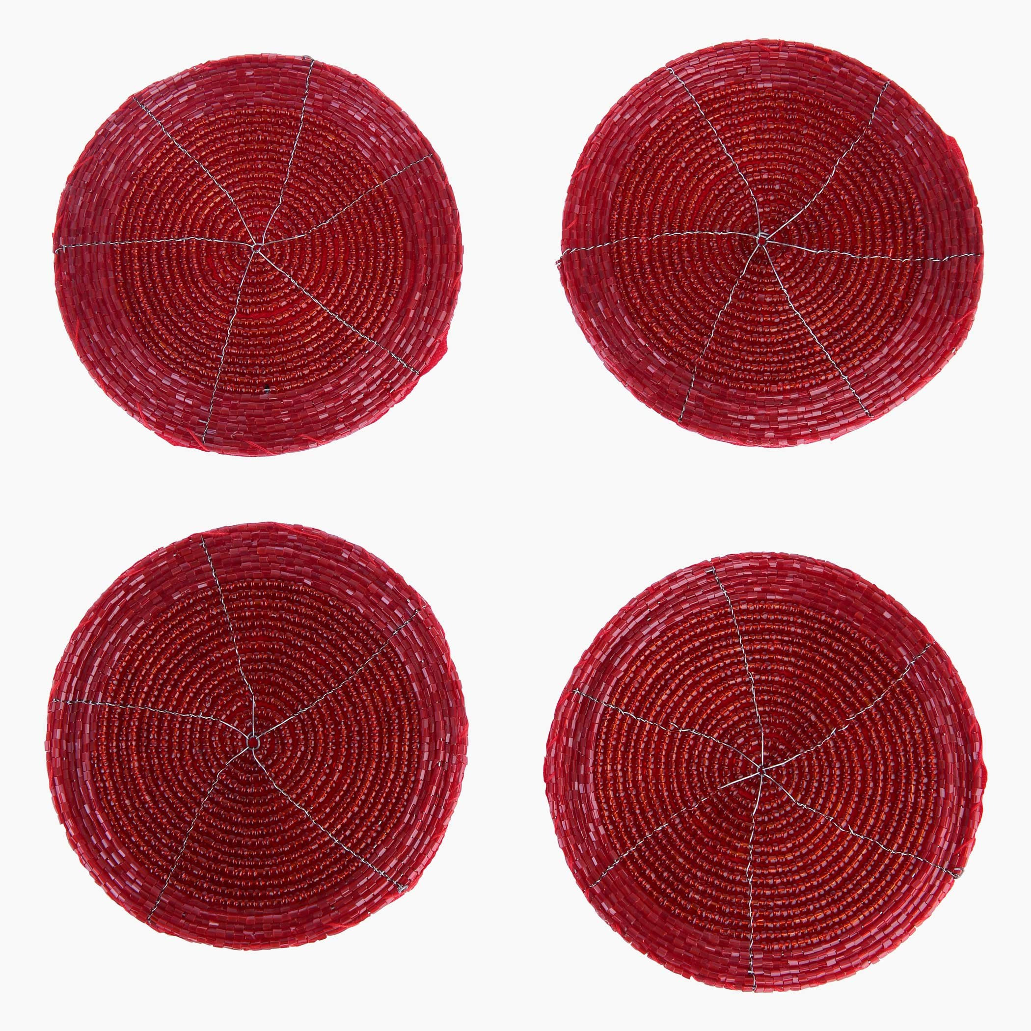 طقم لبادات صحون مزينة بالخرز أربع قطع من بلاز - قطر 10 سم - لون أحمر-hbxdecorandfurnishings-homefurnishings-tablelinens-image-1