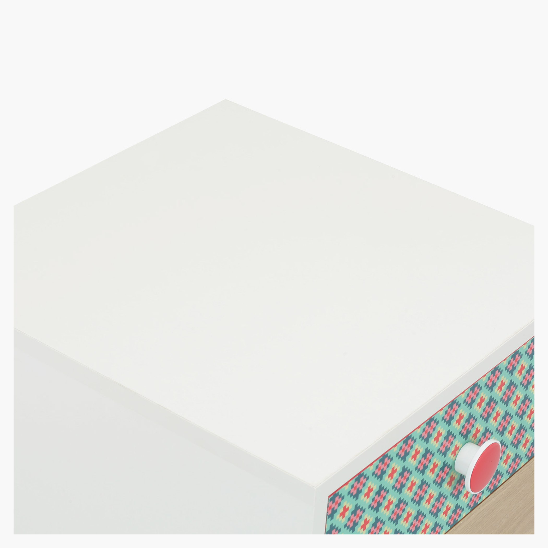 طاولة سرير جانبيّة بدرجين من موروكو-PROMO_HB_AE_HBX10_TH1000_NEW_031025-image-5