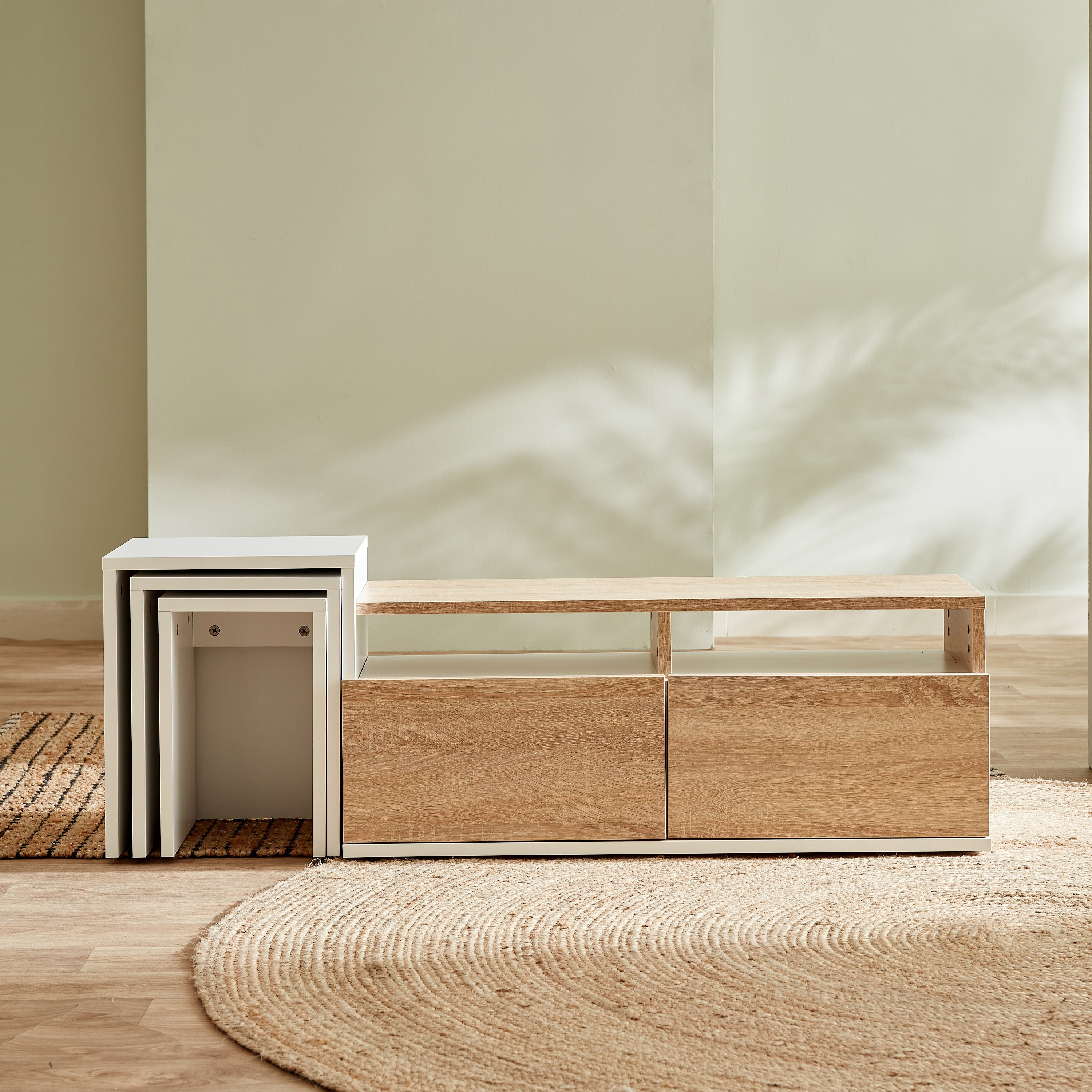 وحدة تلفاز لأجهزة حتى 39 بوصة مع 3 طاولات متداخلة من بيتسي-hbxlivingroom-mediaunitsandstorage-tvunits-image-4