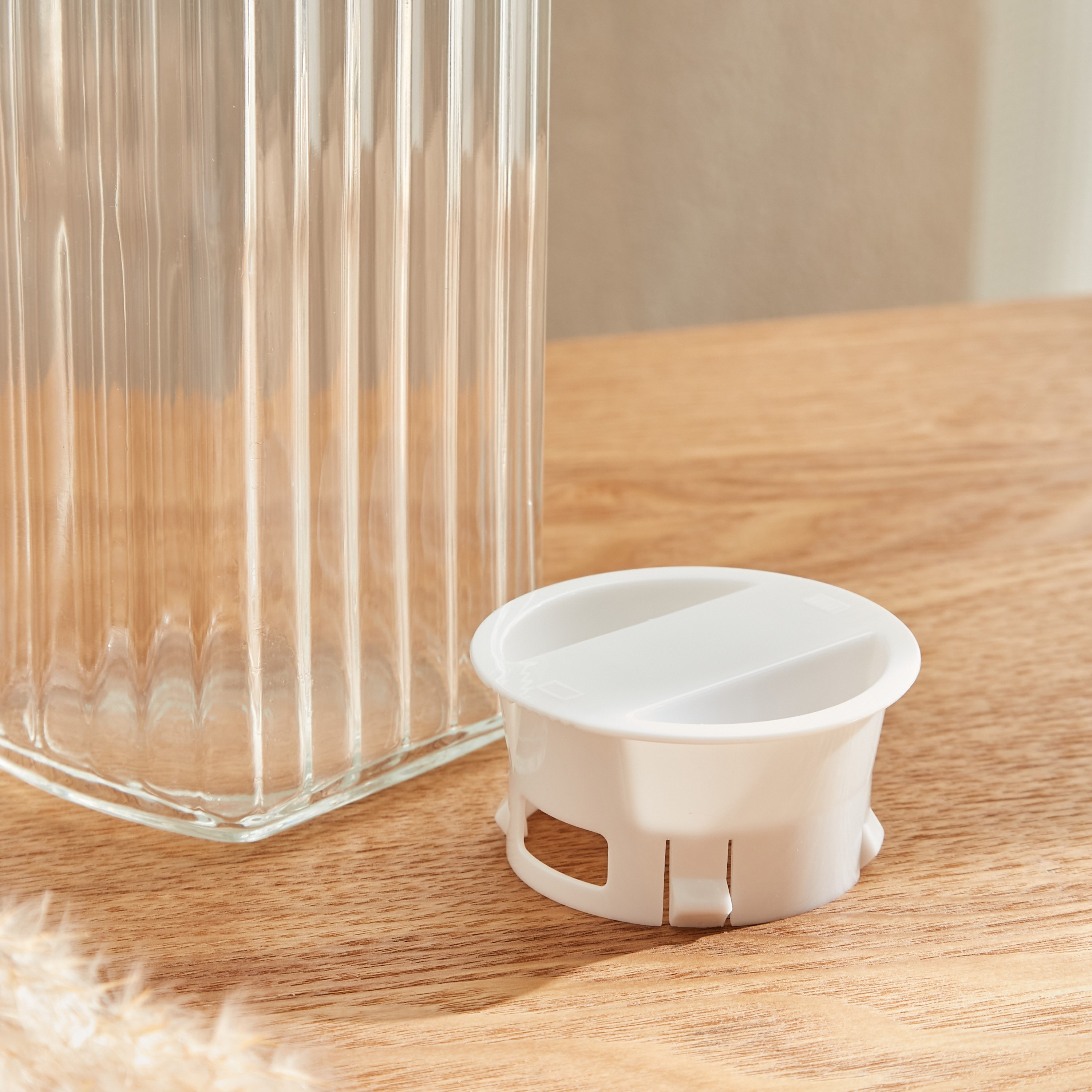 إبريق من بيرل كوادرو - 1.3 لتر-hbxhomeware-diningandtabletop-jugs-image-4