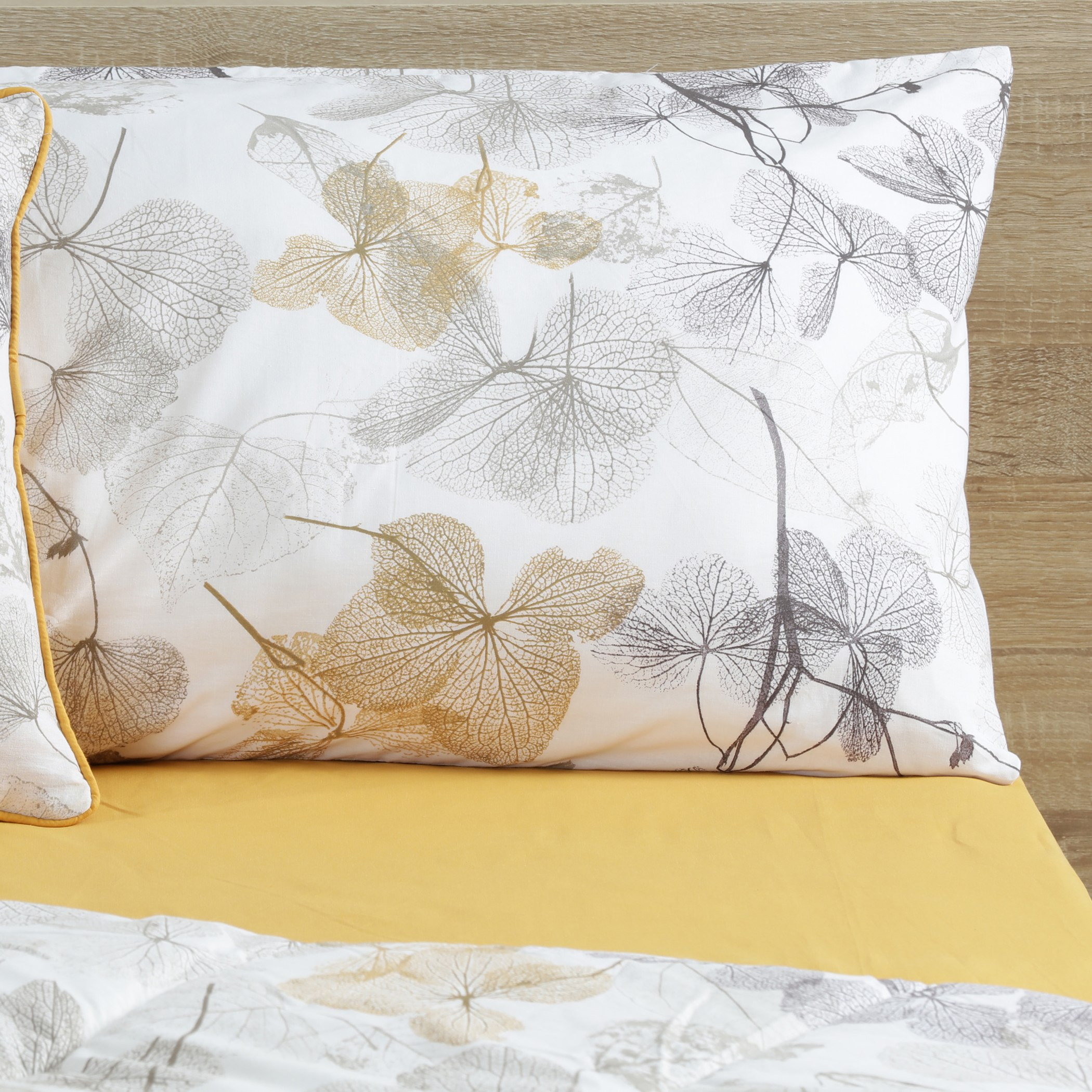 Deltana BIAB Twin 5-Piece Comforter Set - 220x160 cm-hbxhomeware-hbxdecorandfurnishings-image-2