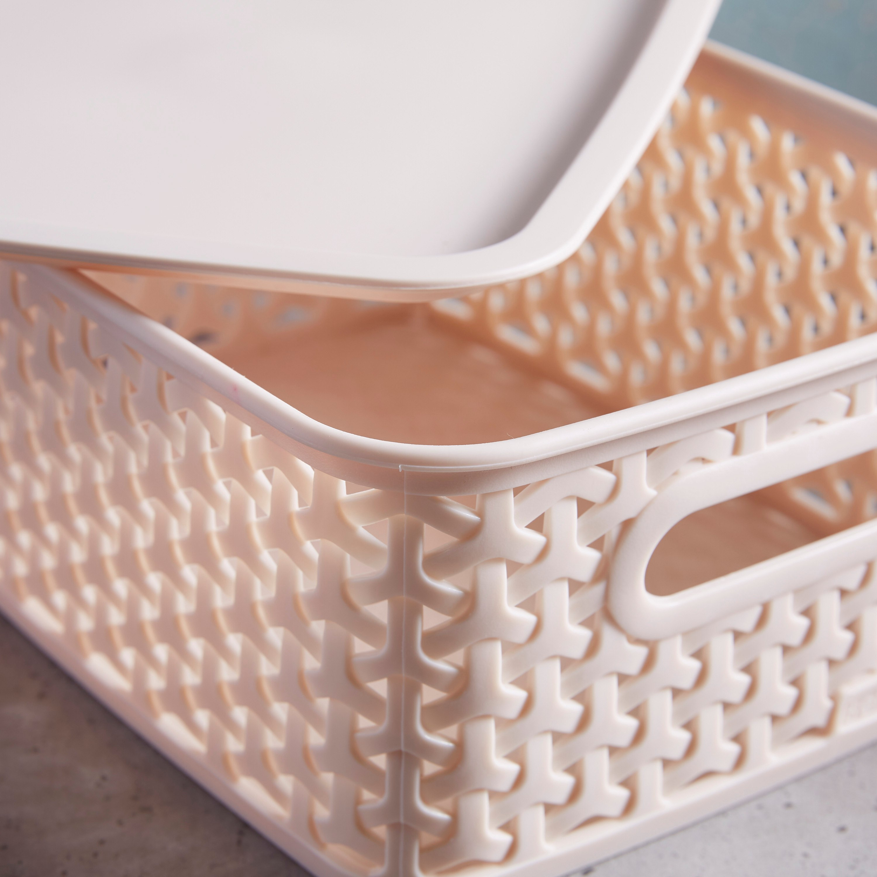 سلّة بمقابض مفرّغة  من سبيكترا-hbxbedroom-bedroomaccessories-bedroomstorage-image-3