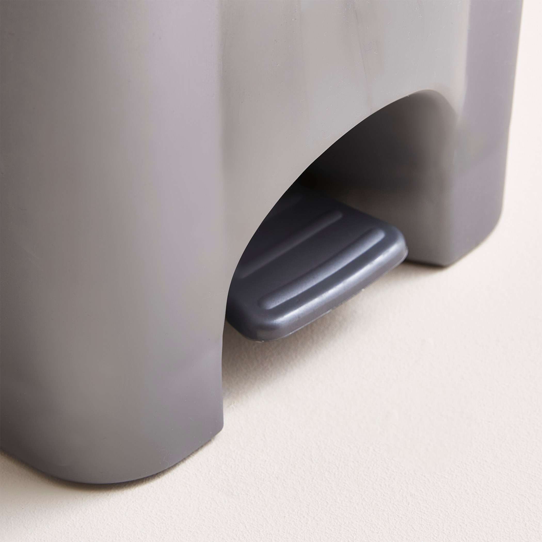 Step In Pedal Dustbin - 12 L-PROMO_HB_AE_B1G1_250925-image-5