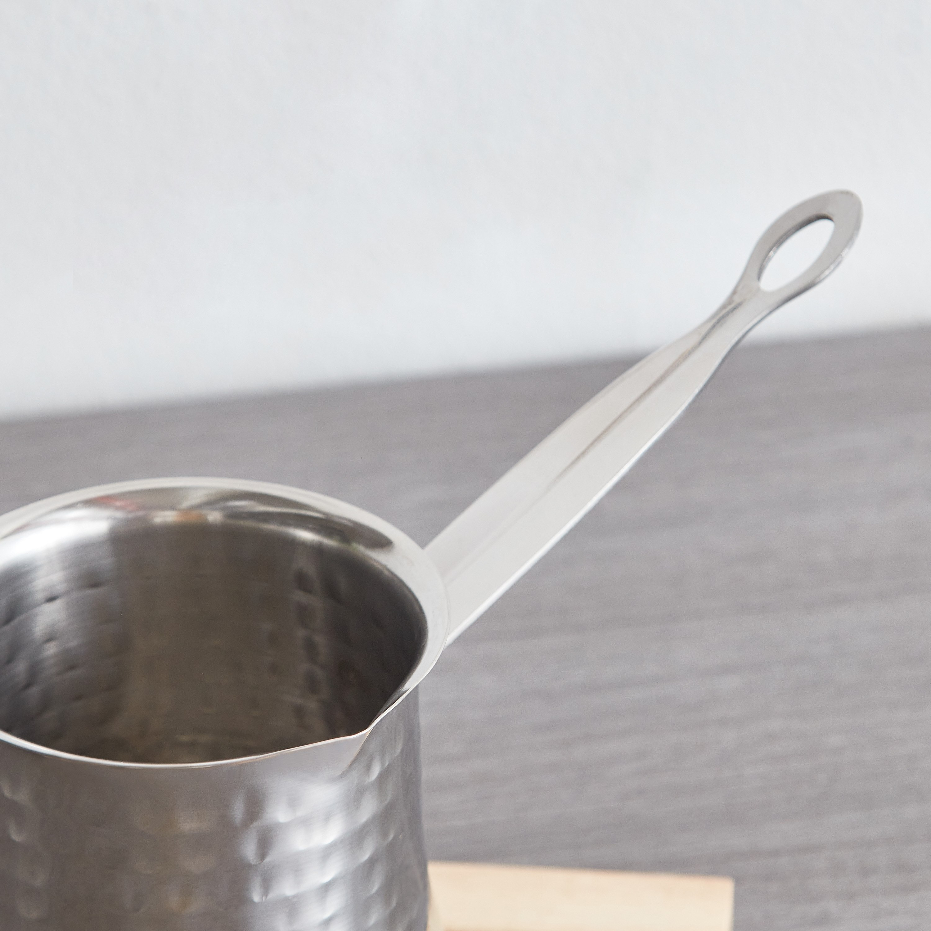 Shine Hammered Stainless Steel Coffee Warmer - 600 ml-hbxkitchen-kitchenware-foodpreparation-image-3